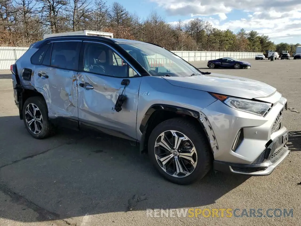 4 fotografías del automóvil dañado JTMFB3FV2MD015932 TOYOTA RAV4 2021