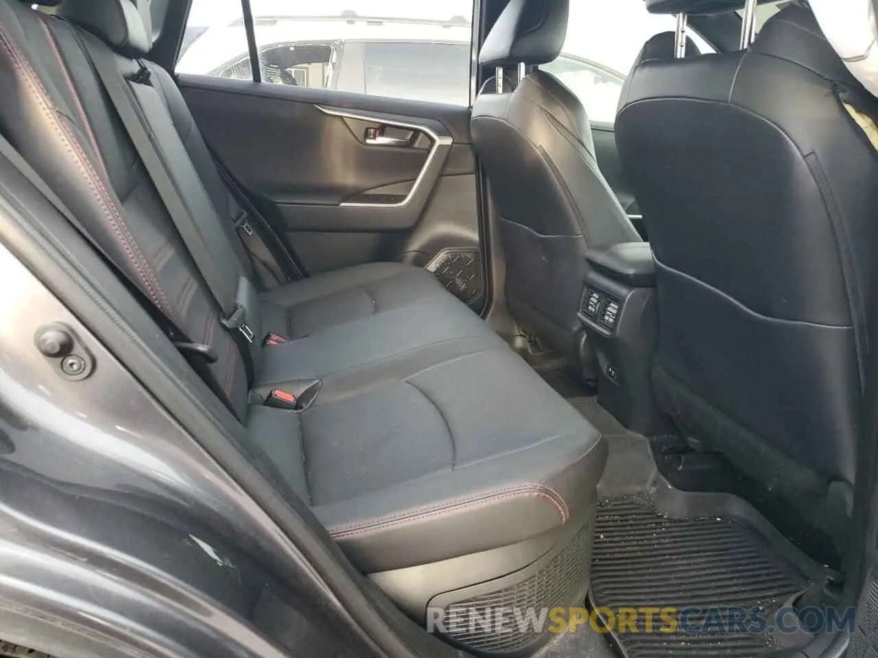 10 fotografías del automóvil dañado JTMFB3FV3MD052858 TOYOTA RAV4 2021