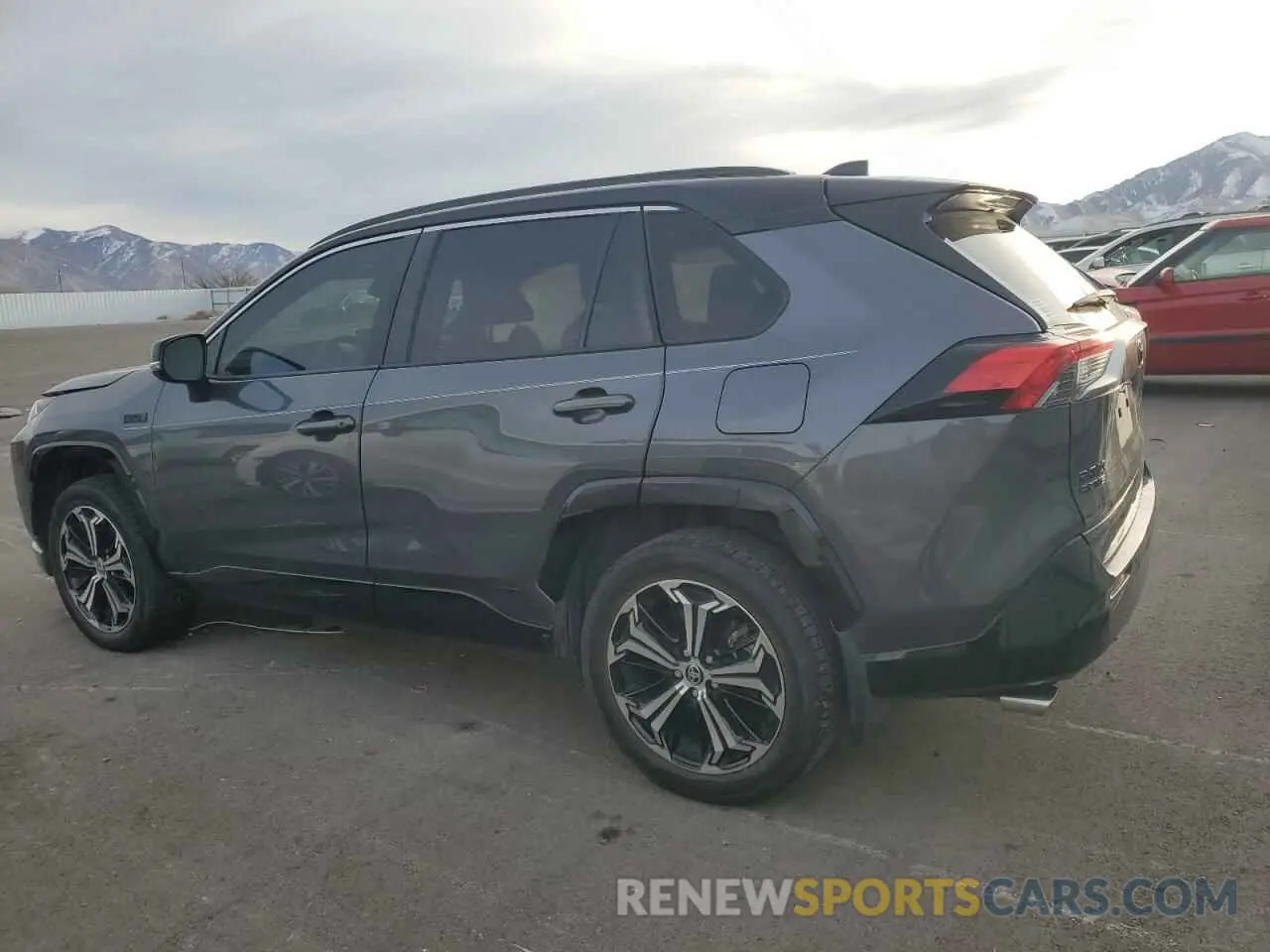 2 fotografías del automóvil dañado JTMFB3FV3MD052858 TOYOTA RAV4 2021