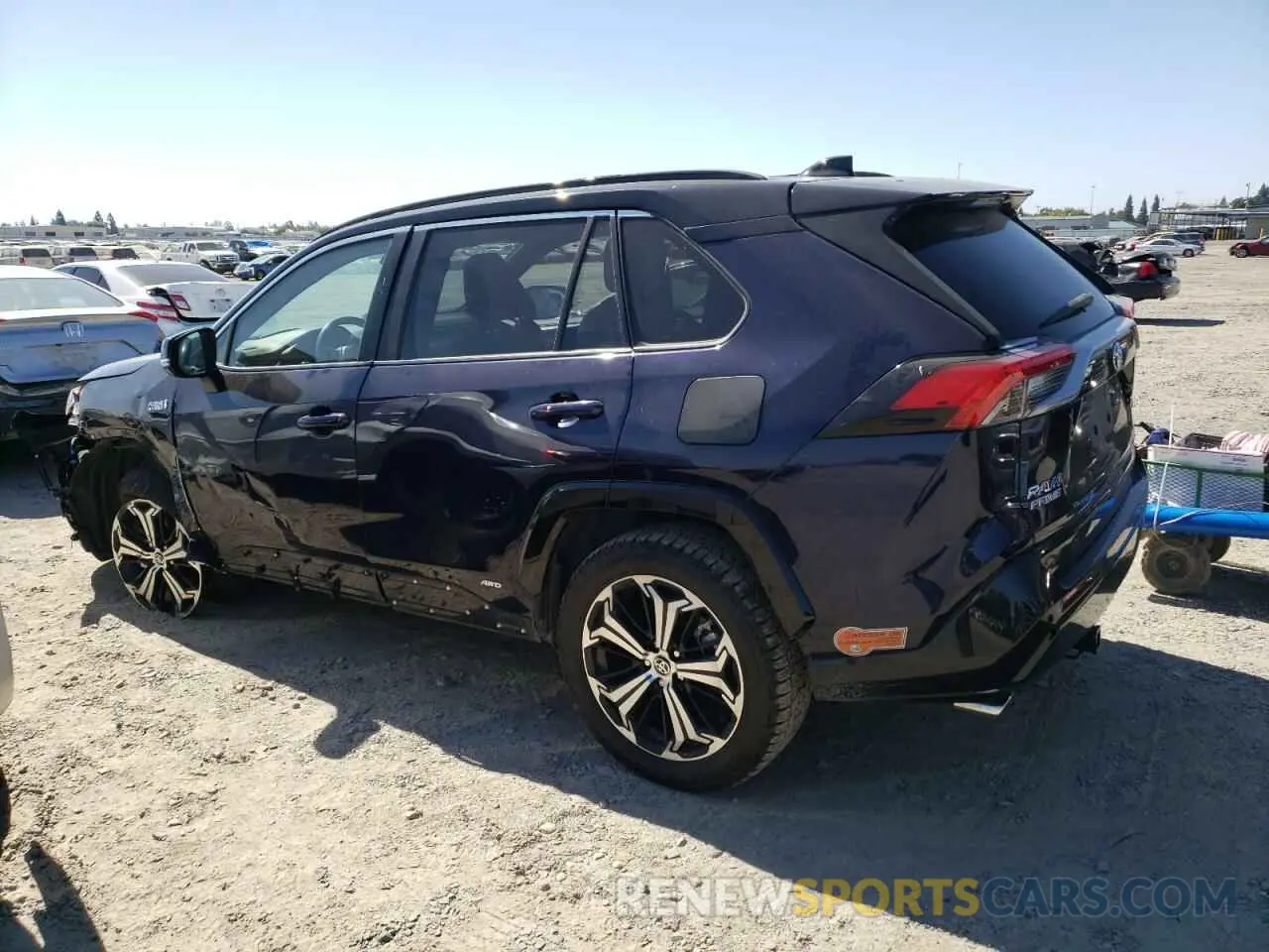 2 fotografías del automóvil dañado JTMFB3FV7MD004621 TOYOTA RAV4 2021