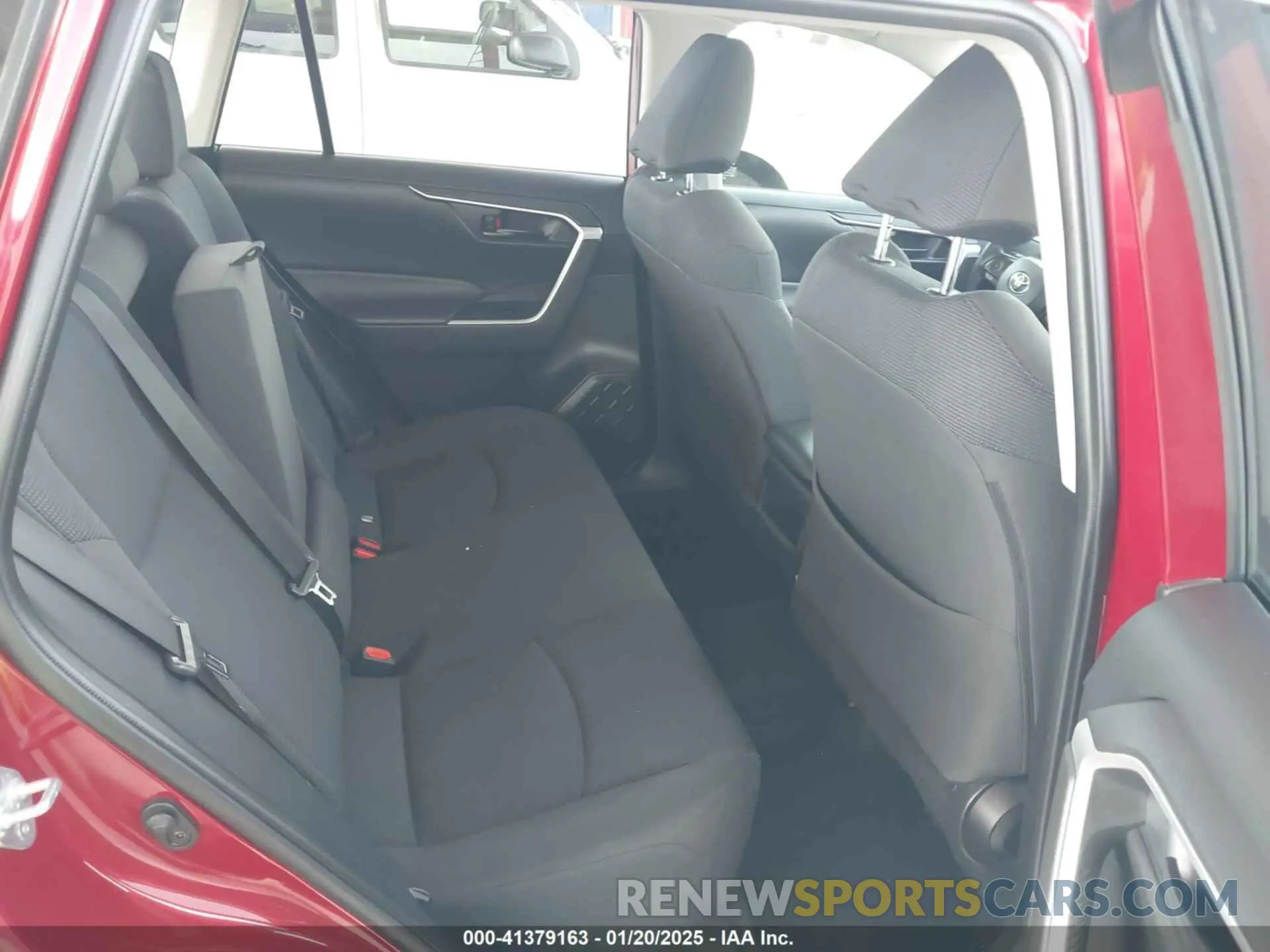 8 fotografías del automóvil dañado JTMH1RFV2MD066426 TOYOTA RAV4 2021