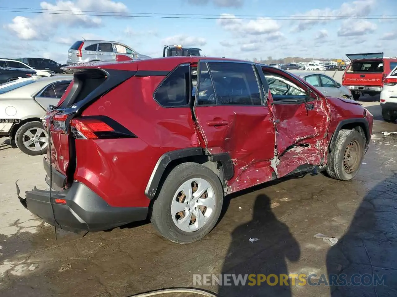 3 fotografías del automóvil dañado JTMH1RFVXMD064035 TOYOTA RAV4 2021