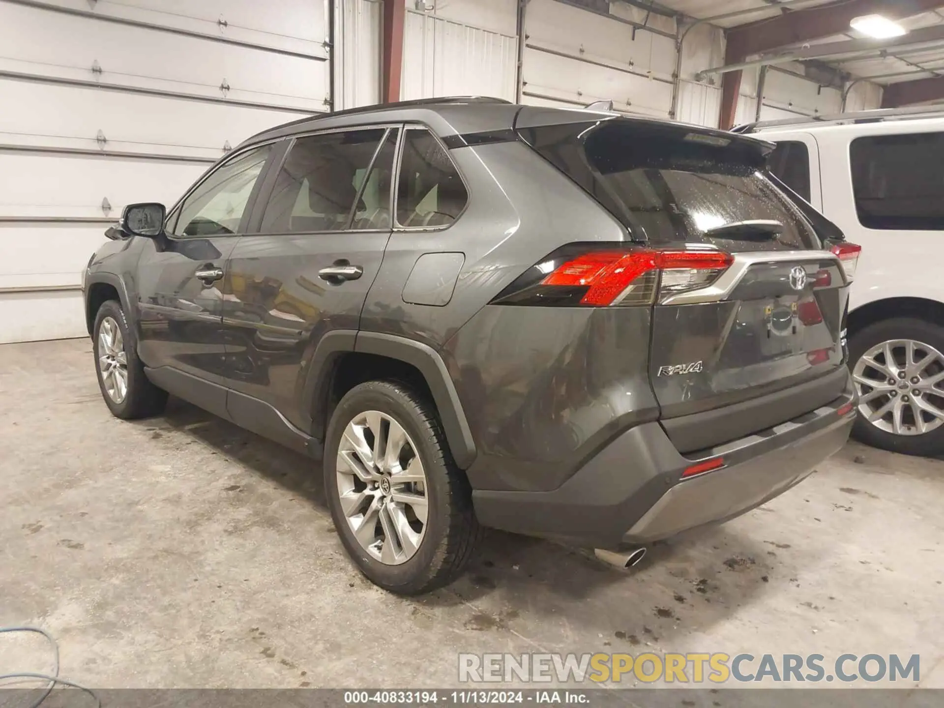 3 fotografías del automóvil dañado JTMN1RFVXMD073367 TOYOTA RAV4 2021