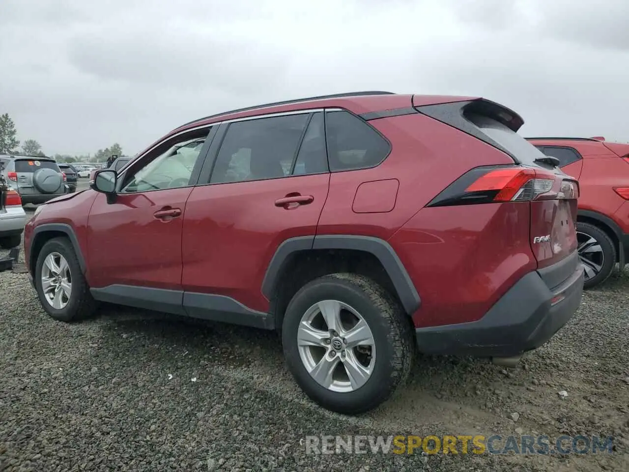 2 fotografías del automóvil dañado JTMP1RFV1MD071242 TOYOTA RAV4 2021