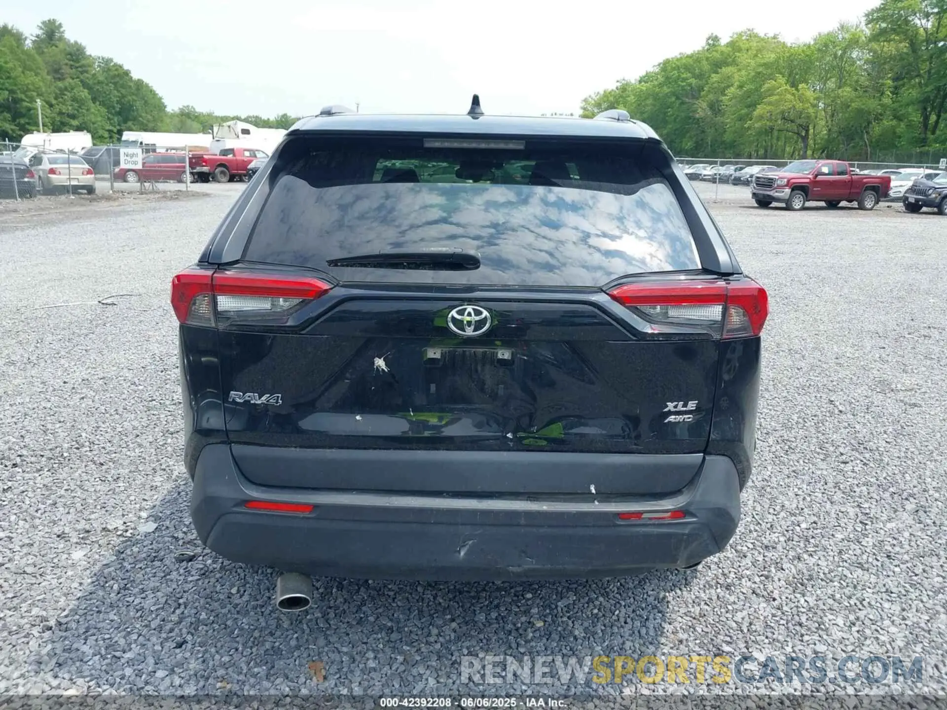 16 fotografías del automóvil dañado JTMP1RFV3MD532327 TOYOTA RAV4 2021
