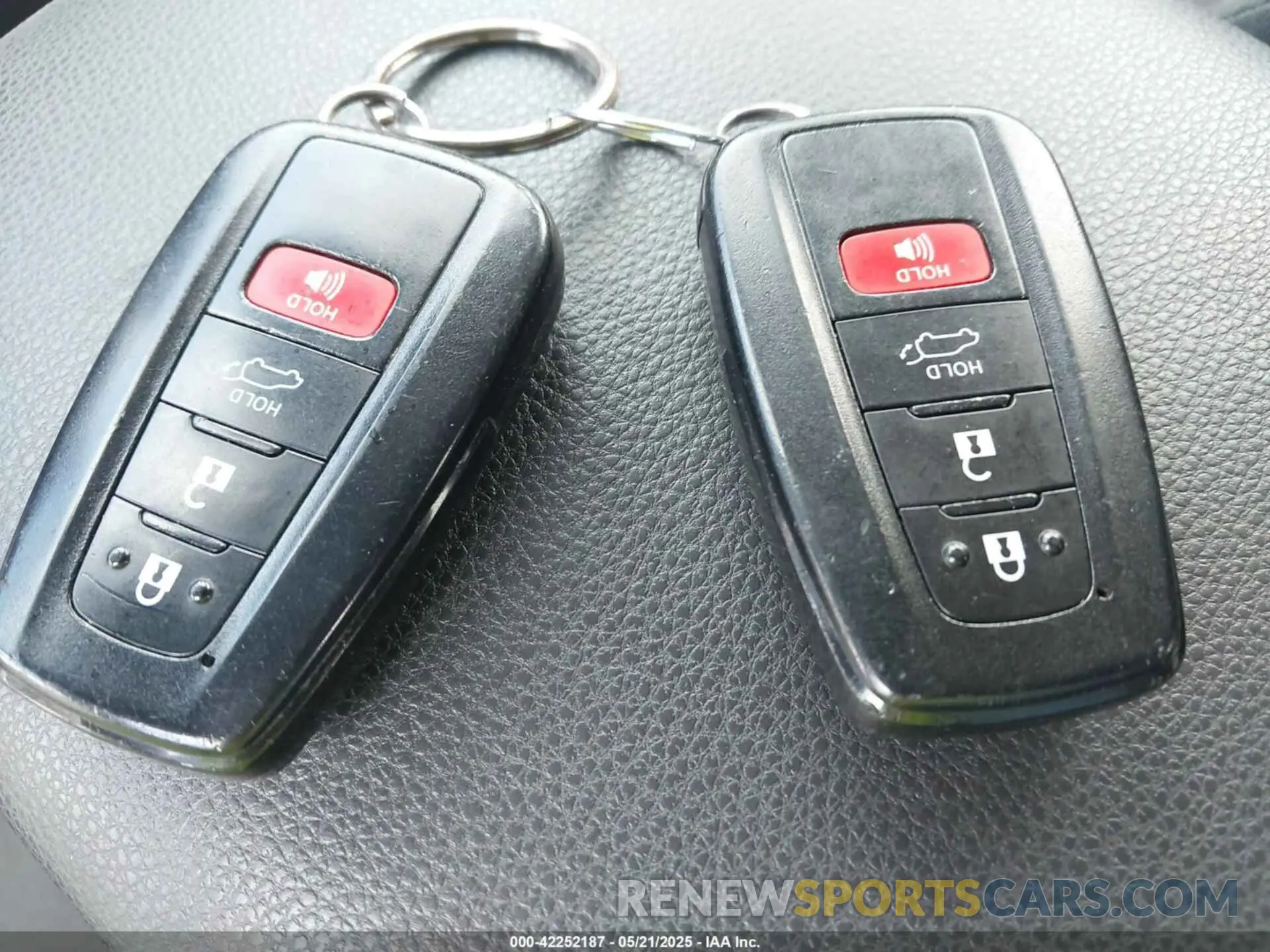 11 fotografías del automóvil dañado JTMP1RFV4MD071915 TOYOTA RAV4 2021