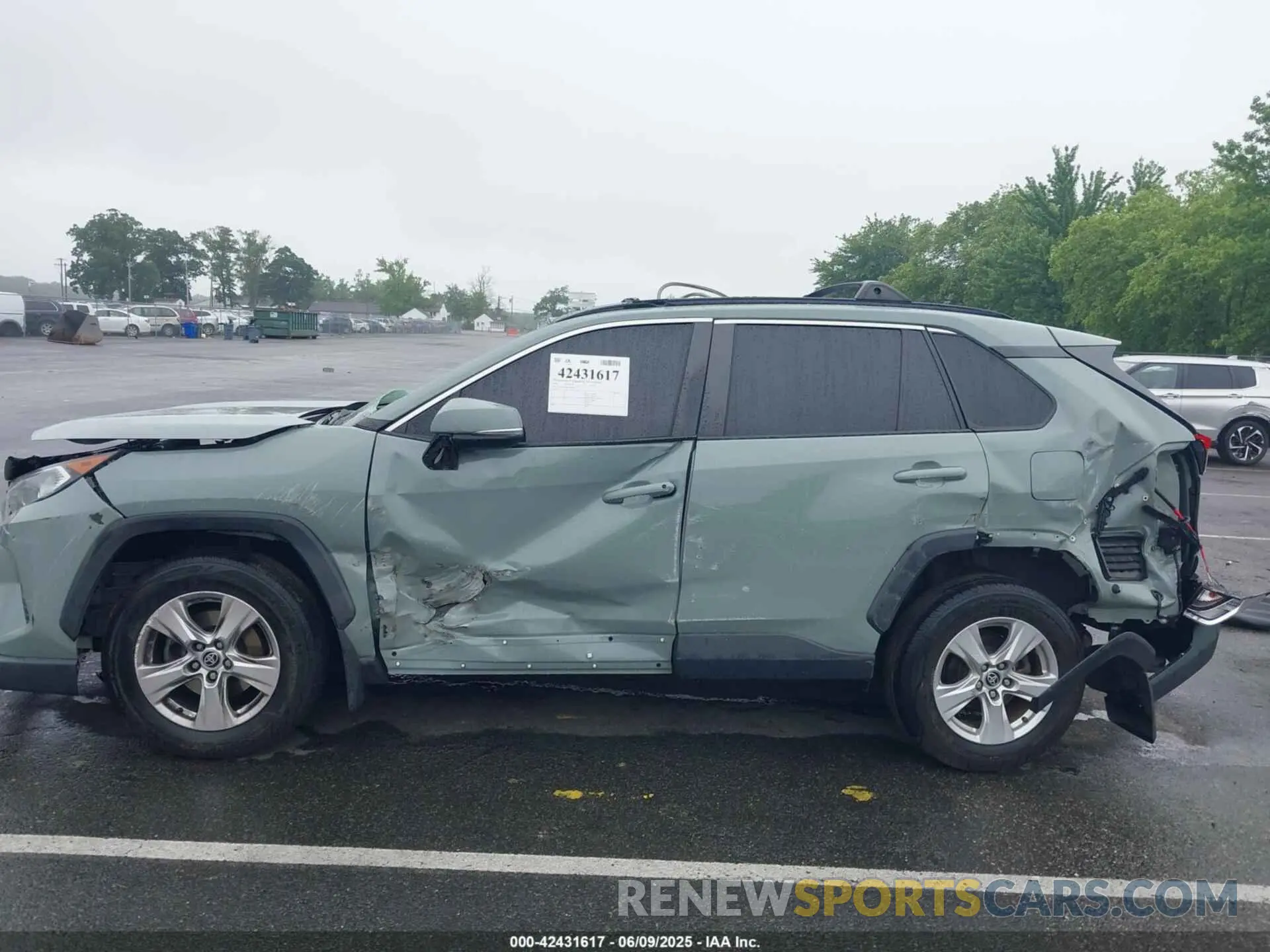 14 fotografías del automóvil dañado JTMP1RFV8MD070024 TOYOTA RAV4 2021