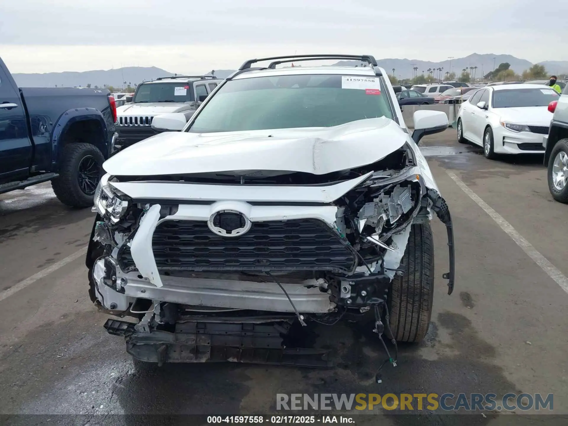 13 fotografías del automóvil dañado JTMP1RFV8MD084781 TOYOTA RAV4 2021