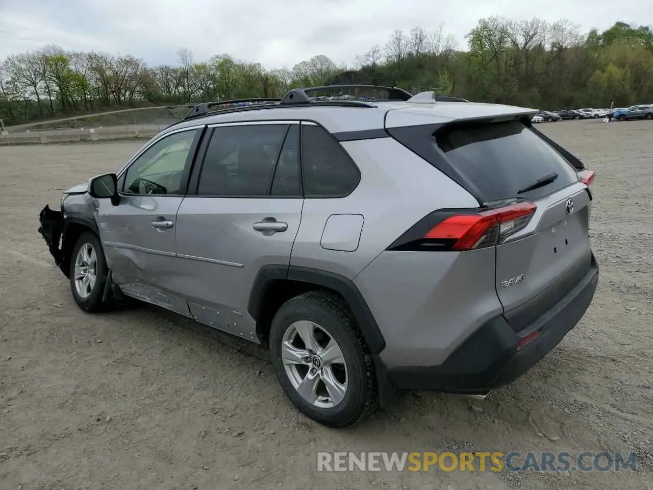 2 fotografías del automóvil dañado JTMRWRFV8MD124593 TOYOTA RAV4 2021