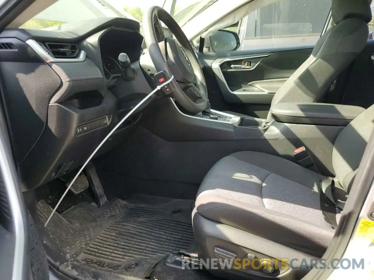 7 fotografías del automóvil dañado JTMRWRFV8MD124593 TOYOTA RAV4 2021