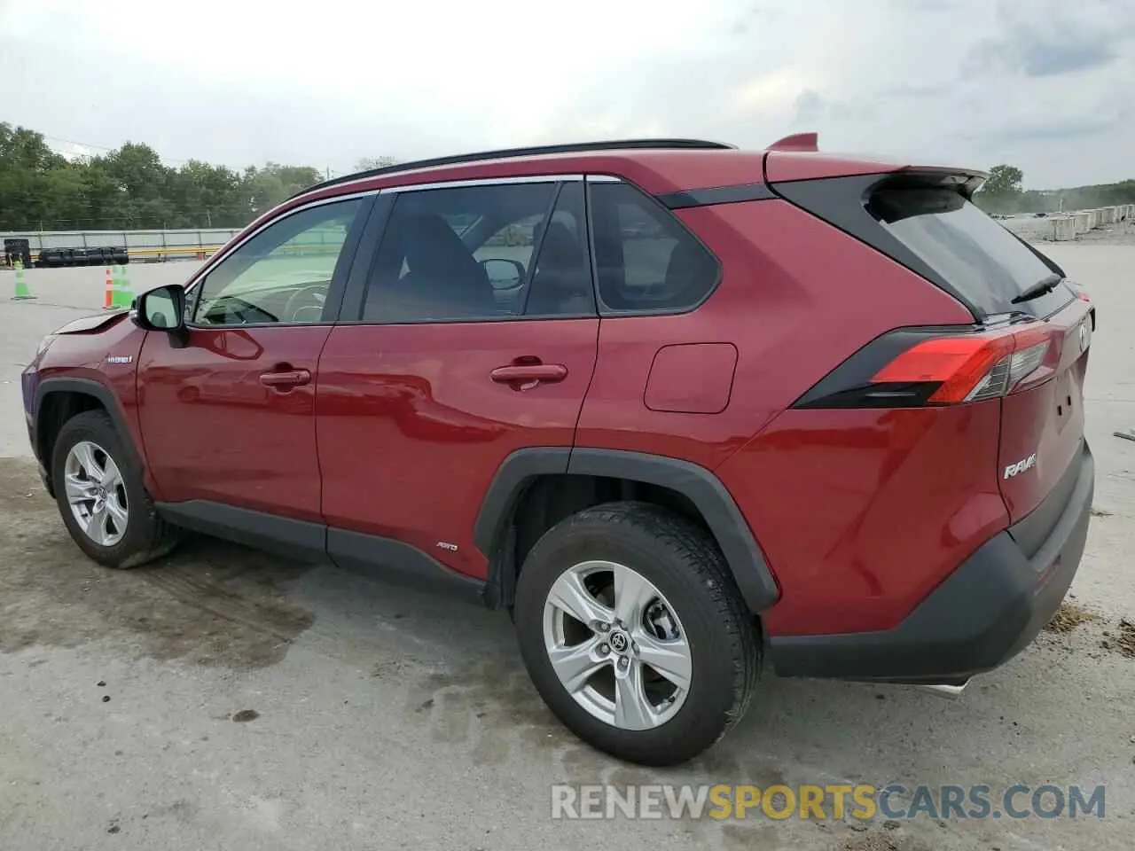 2 fotografías del automóvil dañado JTMRWRFVXMD100540 TOYOTA RAV4 2021