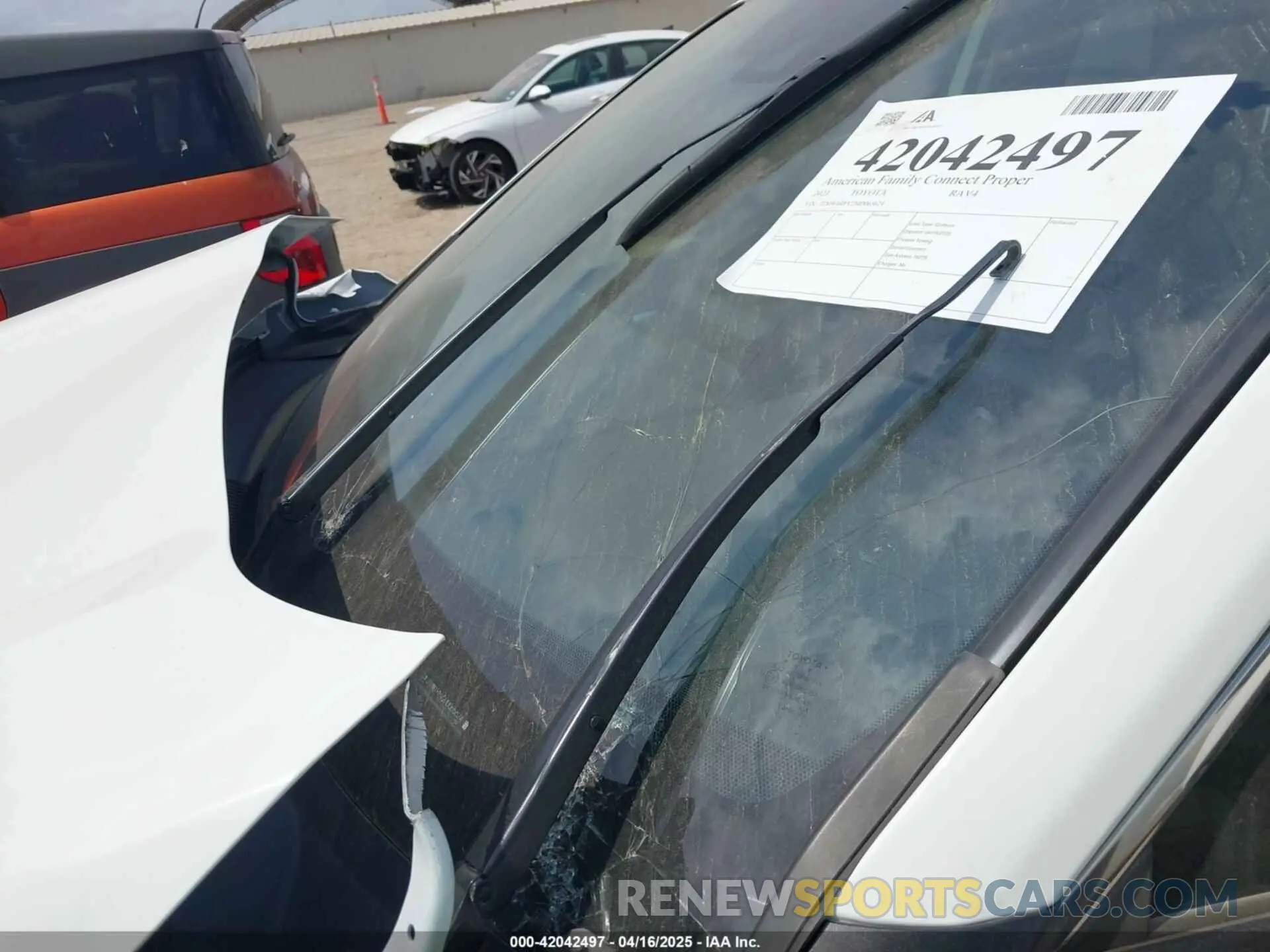 20 fotografías del automóvil dañado JTMW1RFV2MD065624 TOYOTA RAV4 2021