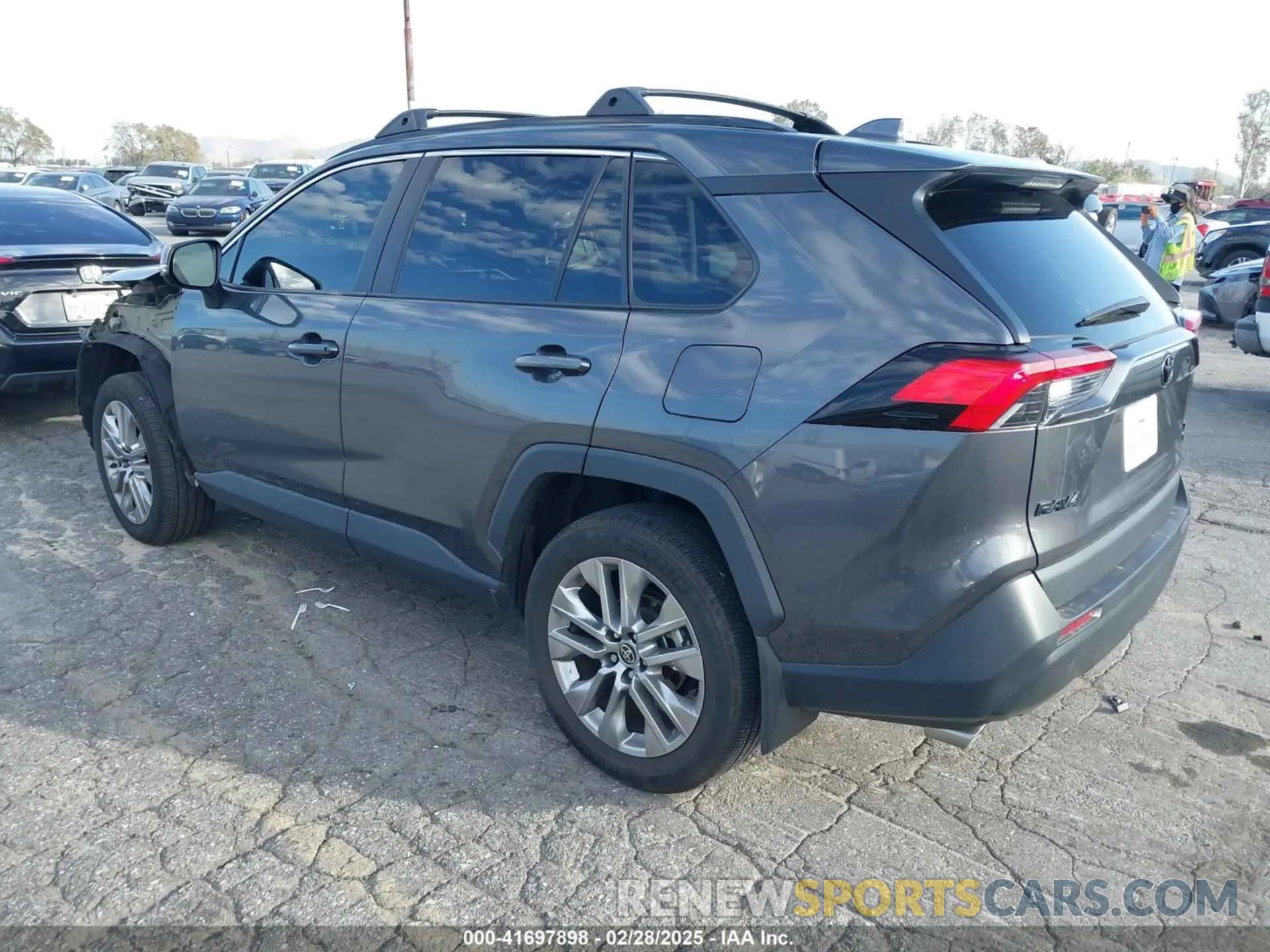 3 fotografías del automóvil dañado 2T3A1RFV0NW321158 TOYOTA RAV4 2022