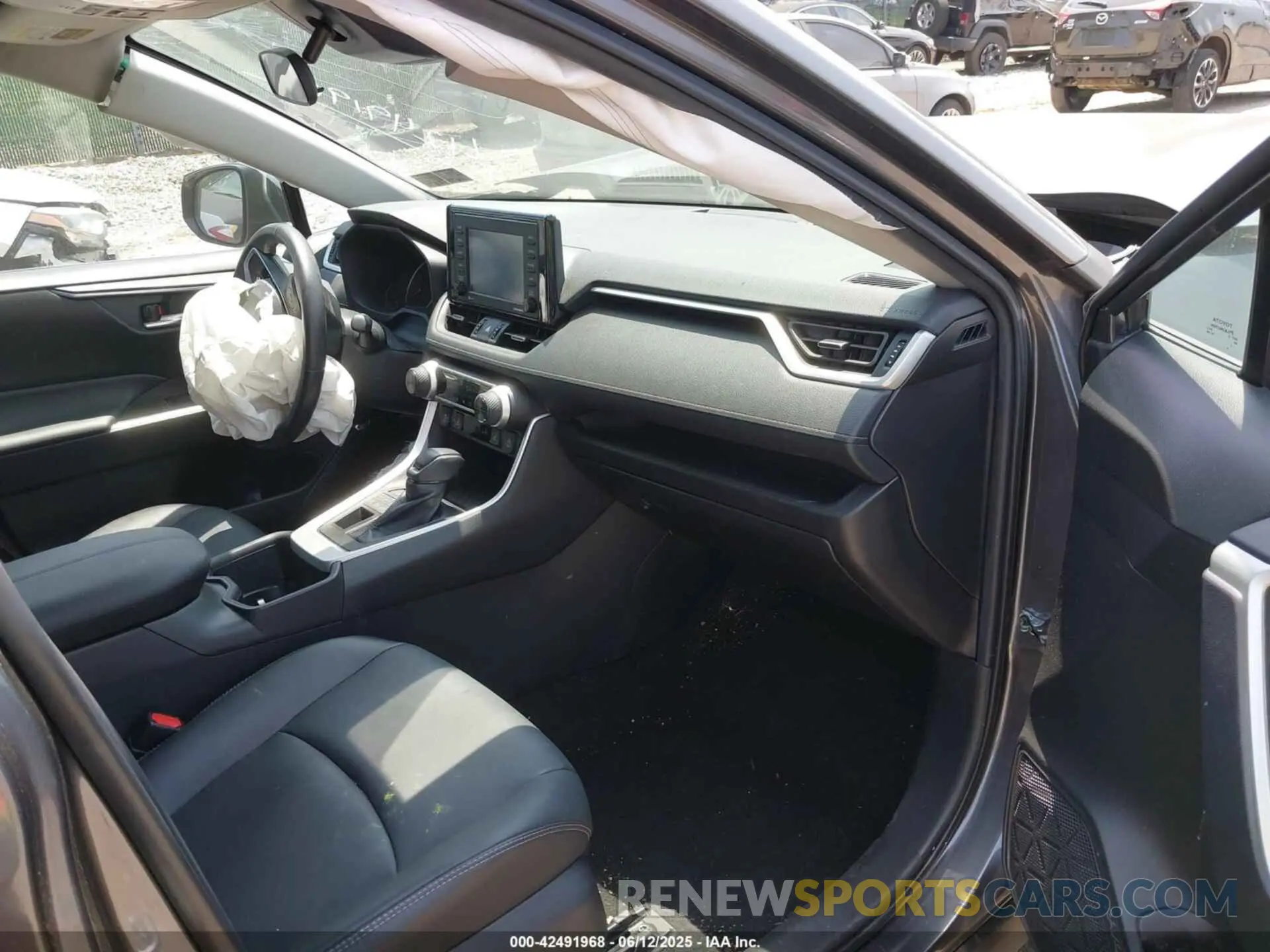 5 fotografías del automóvil dañado 2T3A1RFV4NC288327 TOYOTA RAV4 2022