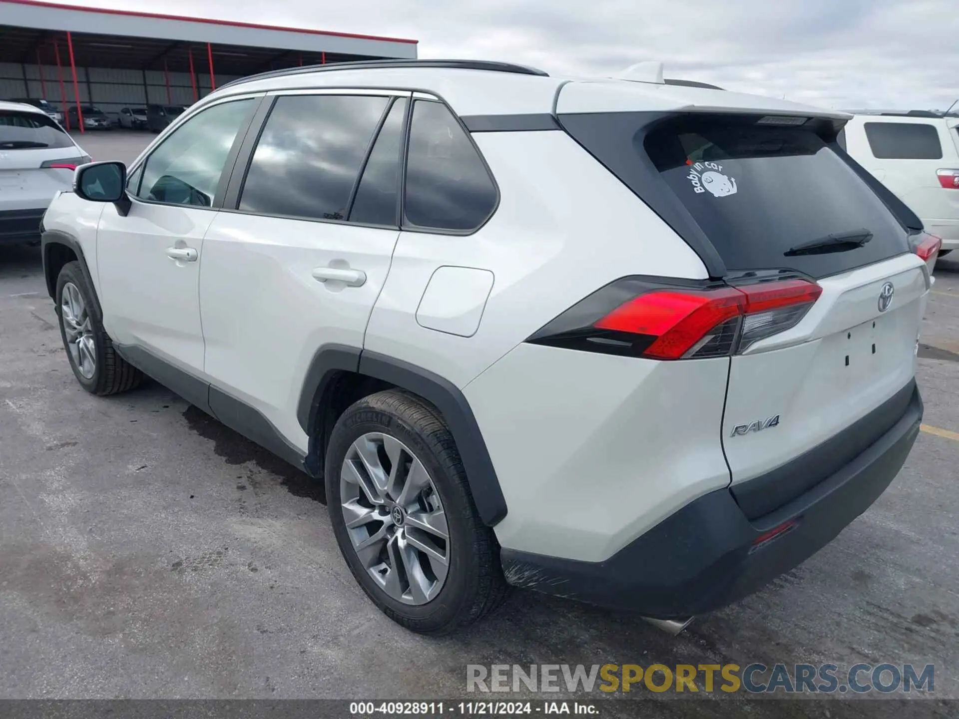 3 fotografías del automóvil dañado 2T3A1RFV5NW288674 TOYOTA RAV4 2022