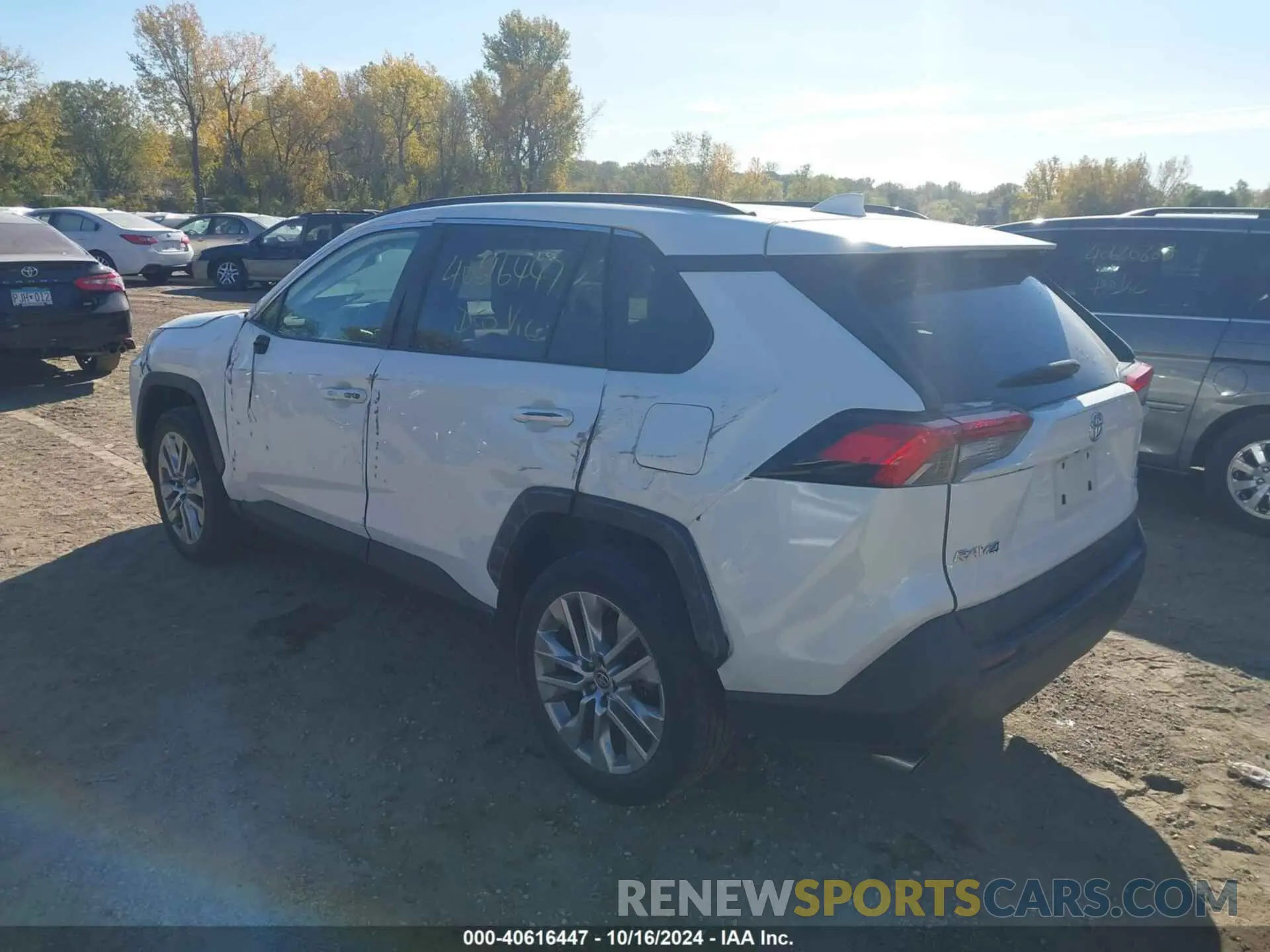 3 fotografías del automóvil dañado 2T3A1RFV6NW272063 TOYOTA RAV4 2022