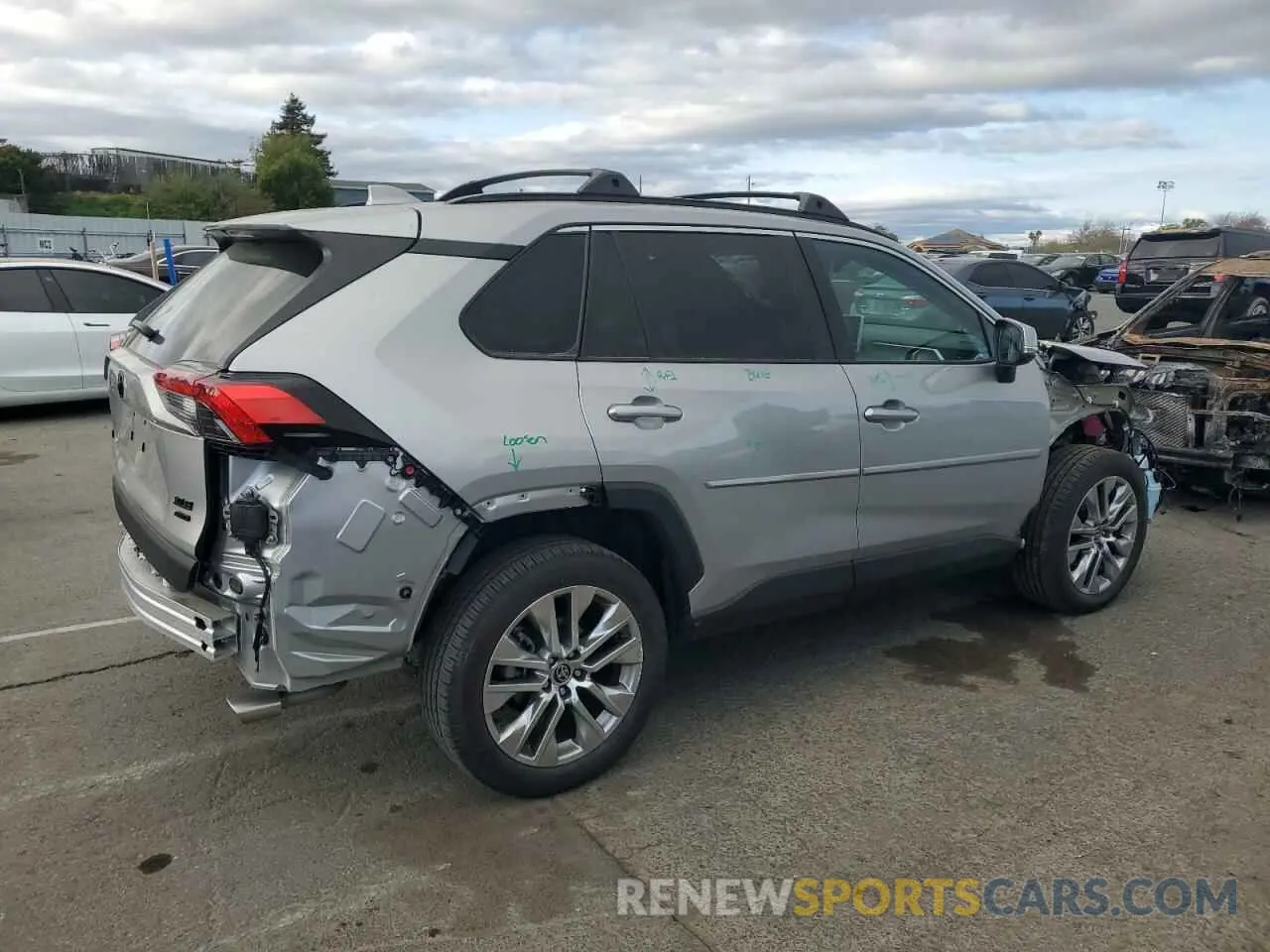 3 fotografías del automóvil dañado 2T3A1RFV7NW253330 TOYOTA RAV4 2022