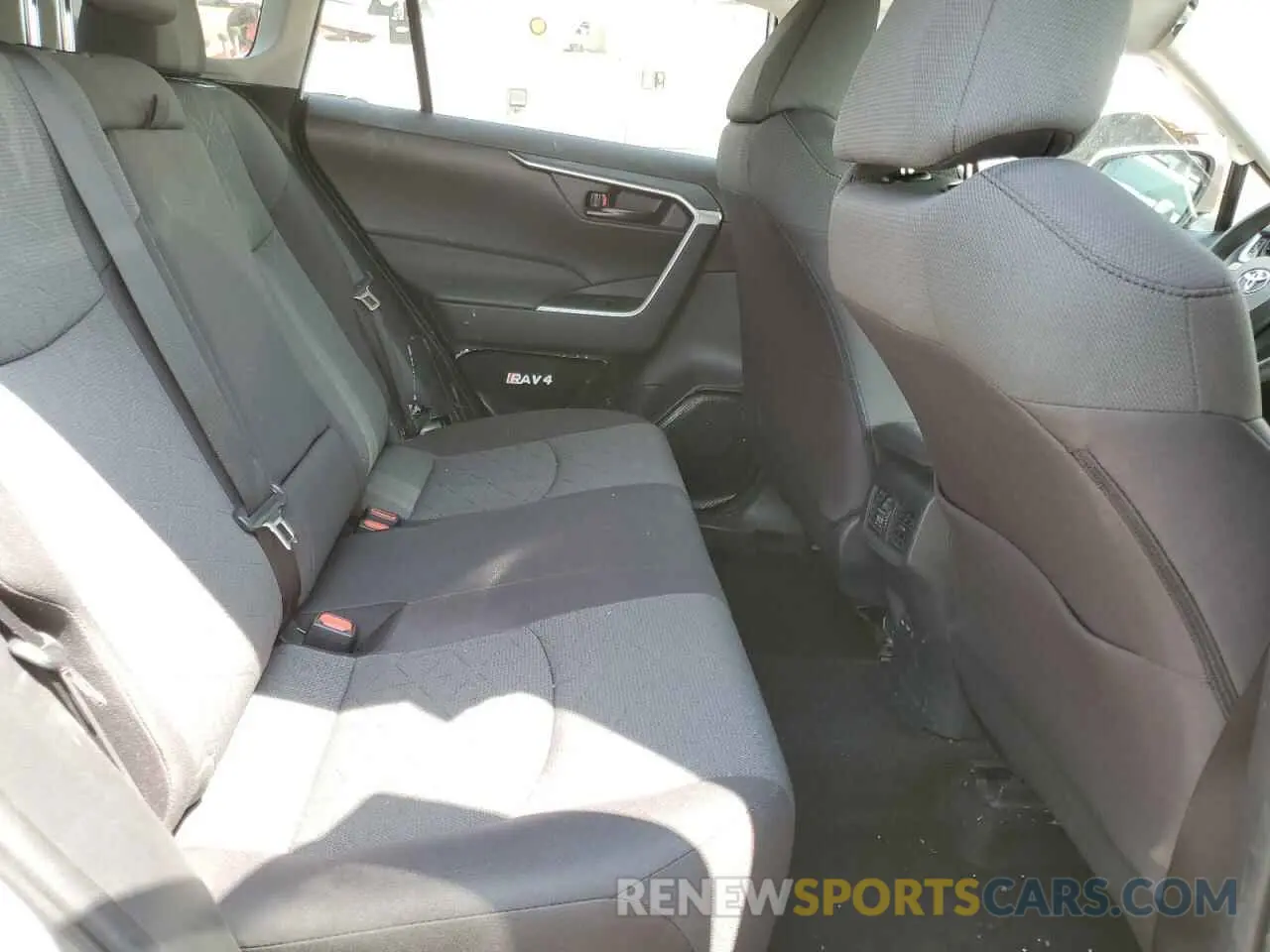 11 fotografías del automóvil dañado 2T3B1RFV2NC322804 TOYOTA RAV4 2022