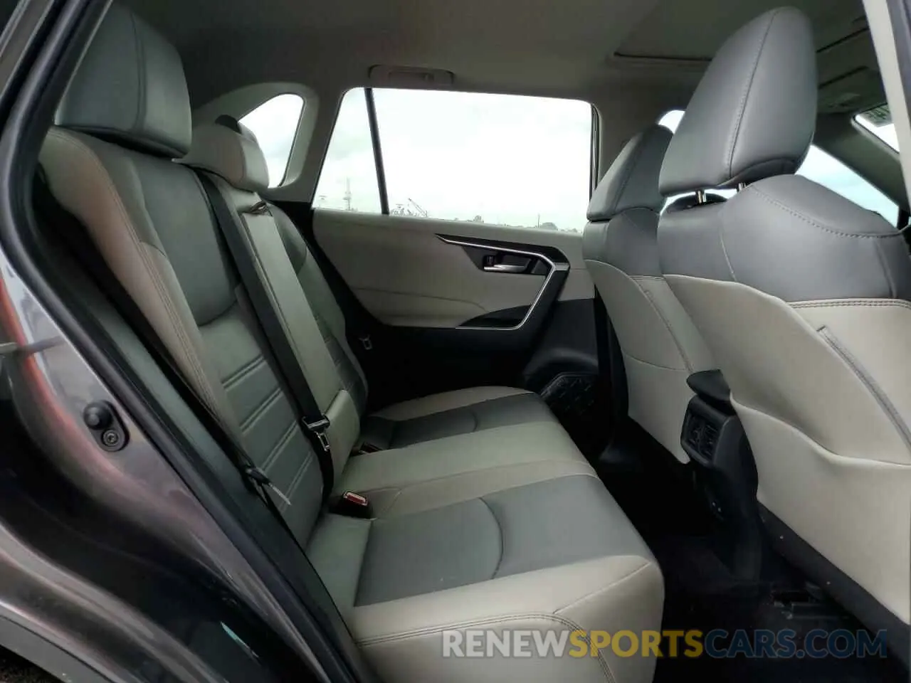 11 fotografías del automóvil dañado 2T3C1RFV0NC212984 TOYOTA RAV4 2022