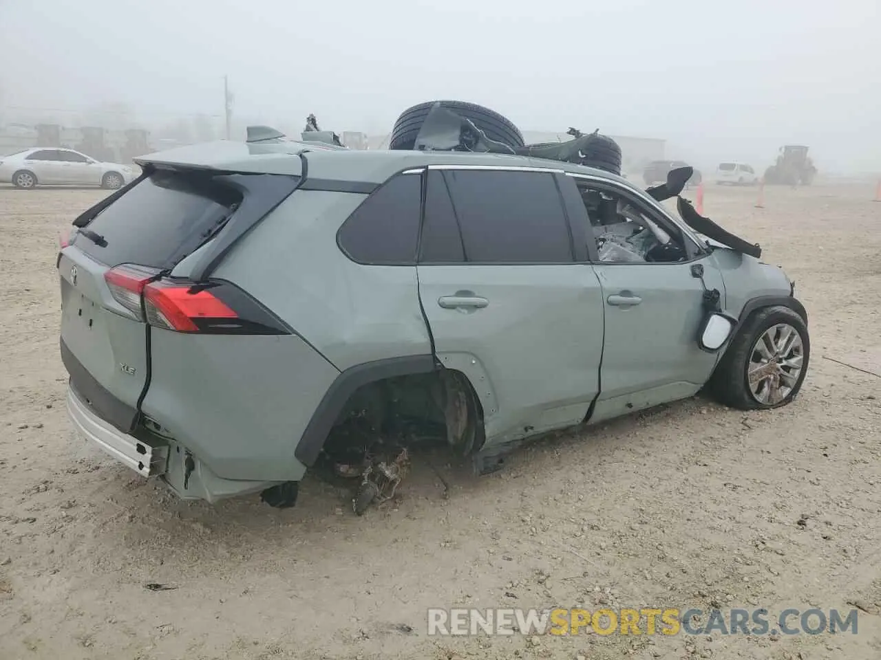 3 fotografías del automóvil dañado 2T3C1RFV0NW211543 TOYOTA RAV4 2022