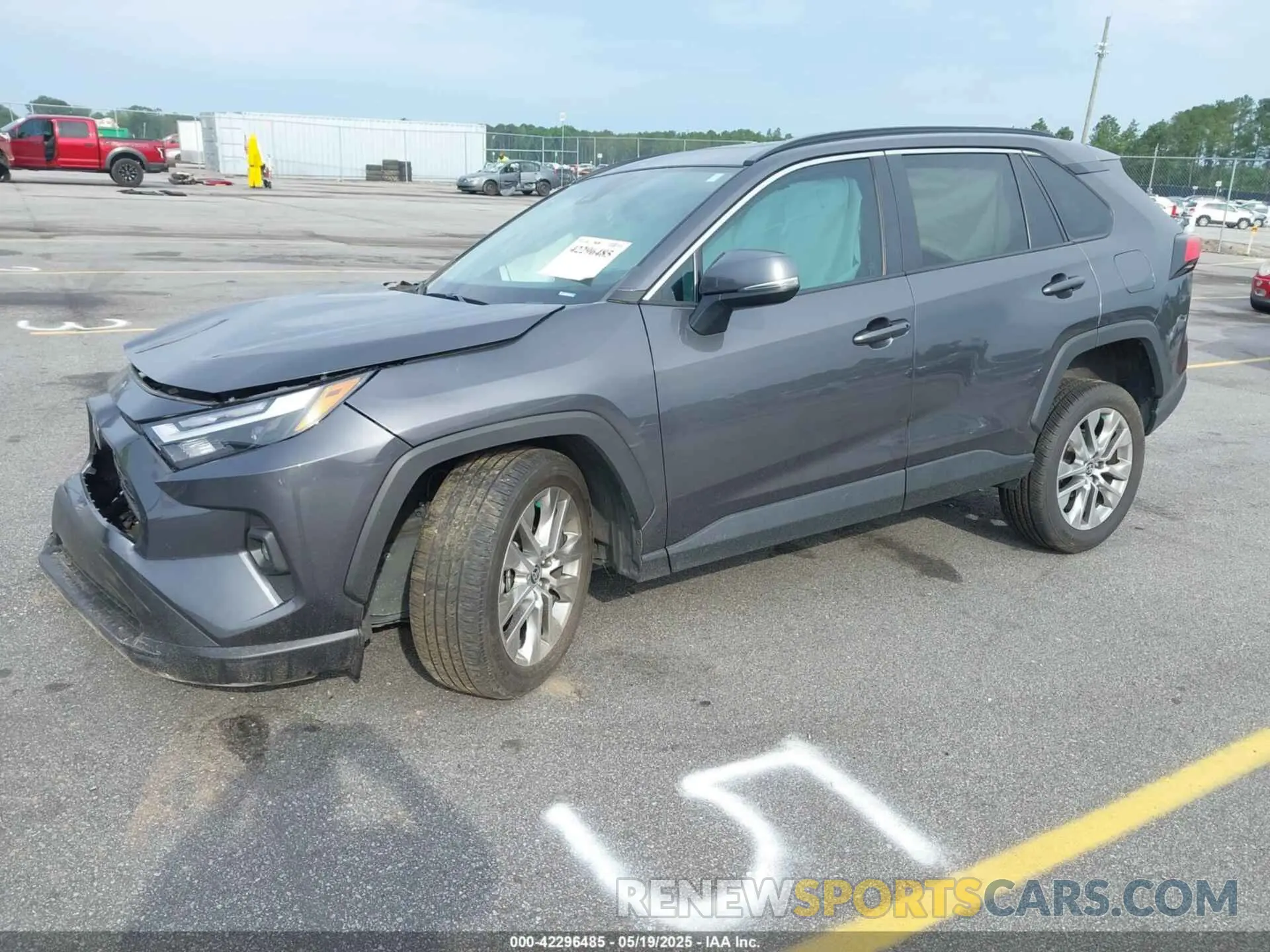 2 fotografías del automóvil dañado 2T3C1RFV3NC186168 TOYOTA RAV4 2022