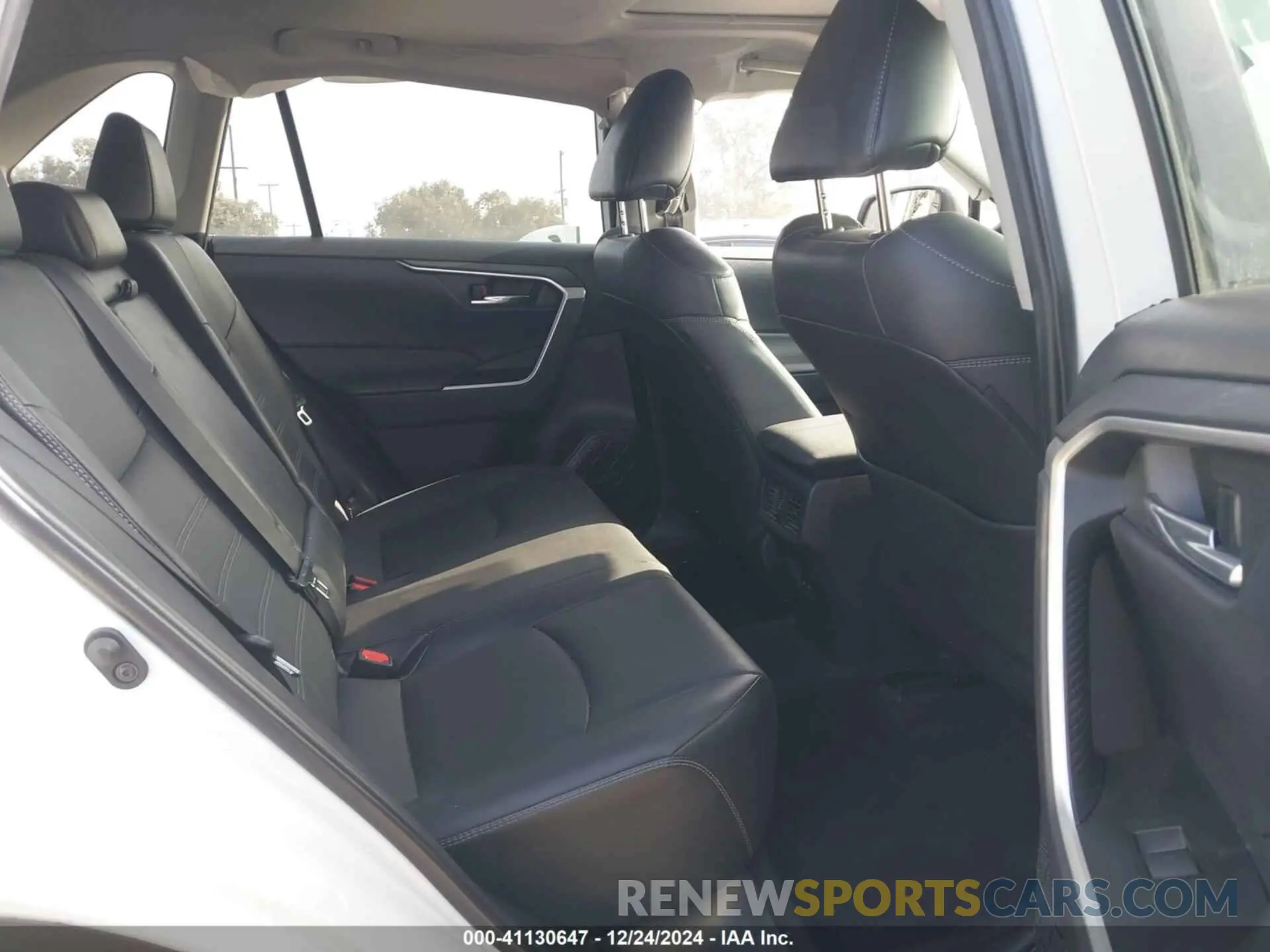 8 fotografías del automóvil dañado 2T3C1RFV3NW228479 TOYOTA RAV4 2022