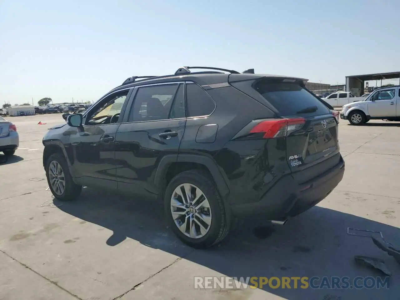 2 fotografías del automóvil dañado 2T3C1RFV4NW237448 TOYOTA RAV4 2022