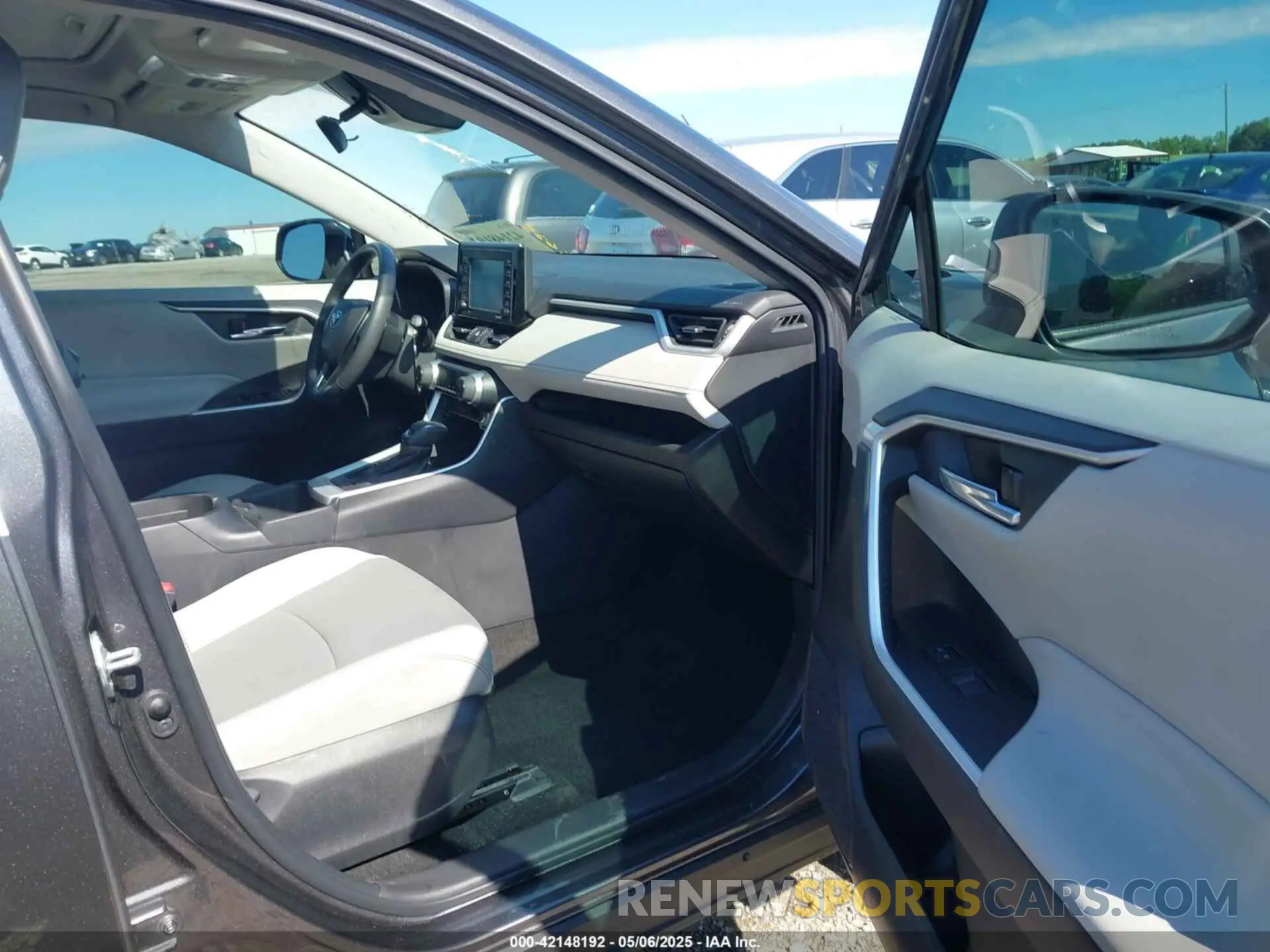 5 fotografías del automóvil dañado 2T3C1RFV7NC195861 TOYOTA RAV4 2022