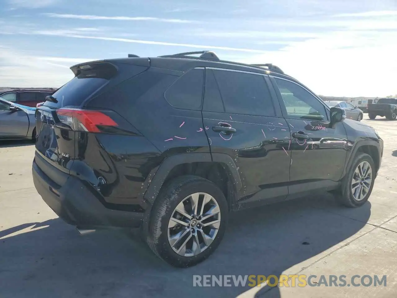 3 fotografías del automóvil dañado 2T3C1RFV9NC206083 TOYOTA RAV4 2022