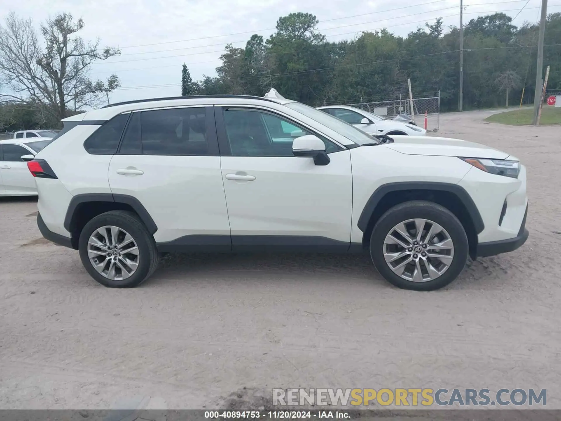 13 fotografías del automóvil dañado 2T3C1RFV9NW203697 TOYOTA RAV4 2022
