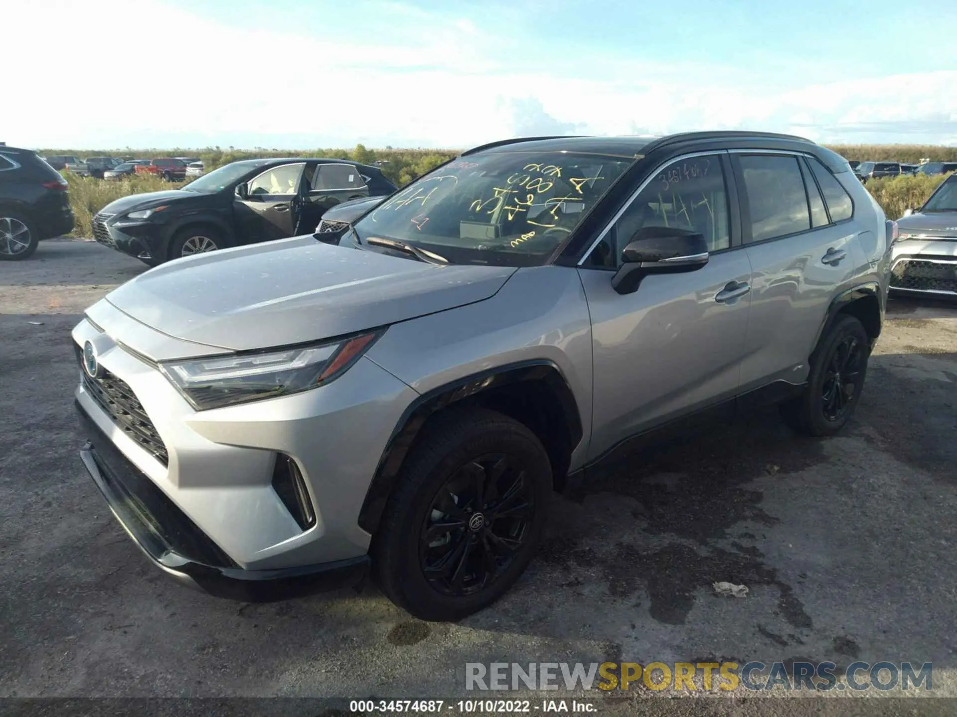 2 fotografías del automóvil dañado 2T3E6RFV1NW034558 TOYOTA RAV4 2022