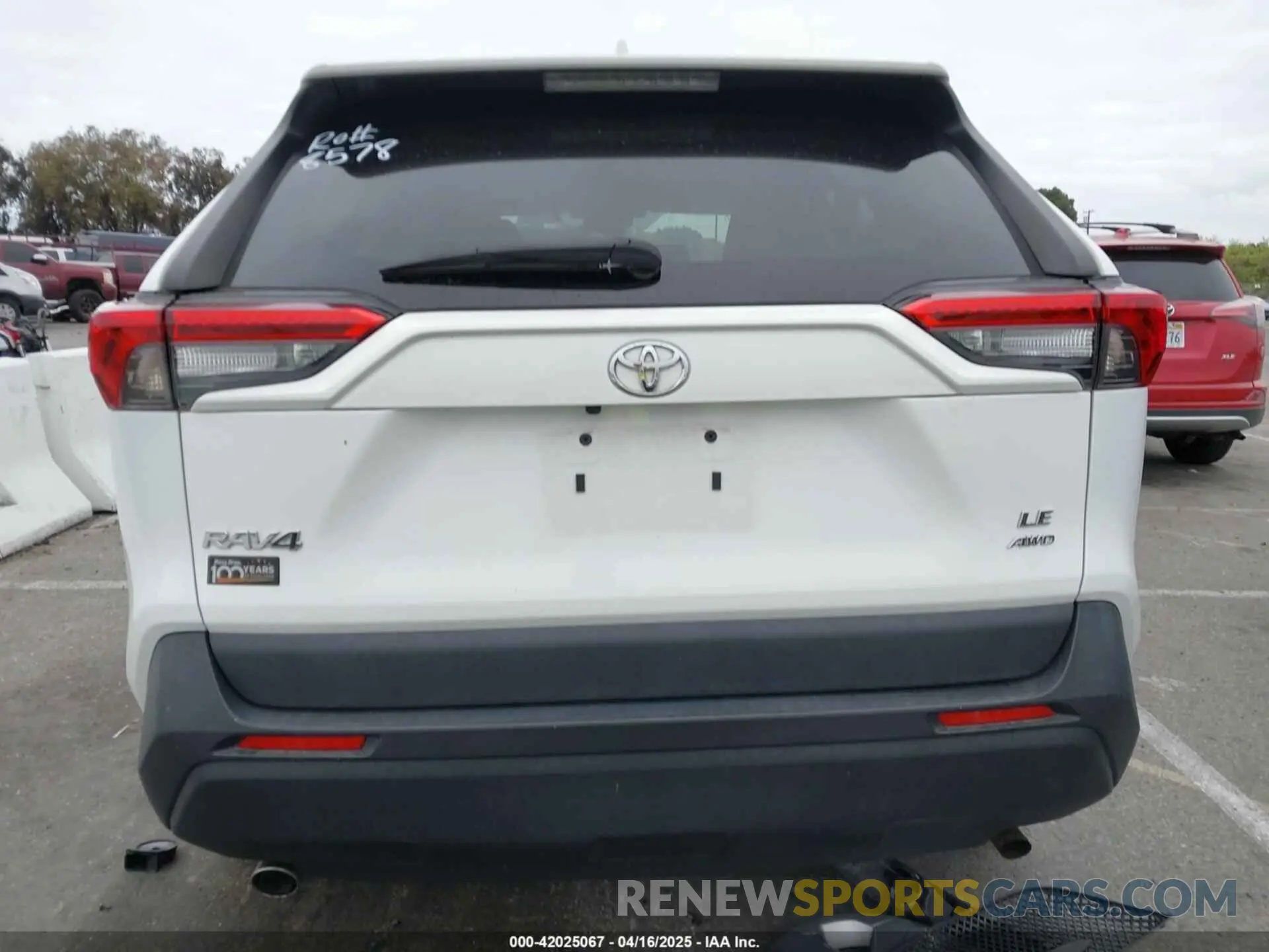 16 fotografías del automóvil dañado 2T3F1RFV0NW267396 TOYOTA RAV4 2022