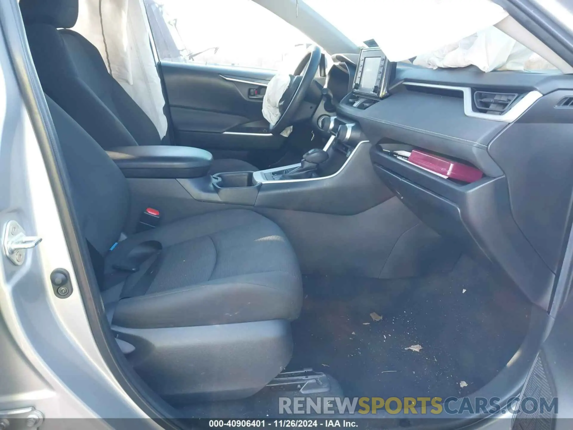 5 fotografías del automóvil dañado 2T3F1RFV3NW313710 TOYOTA RAV4 2022