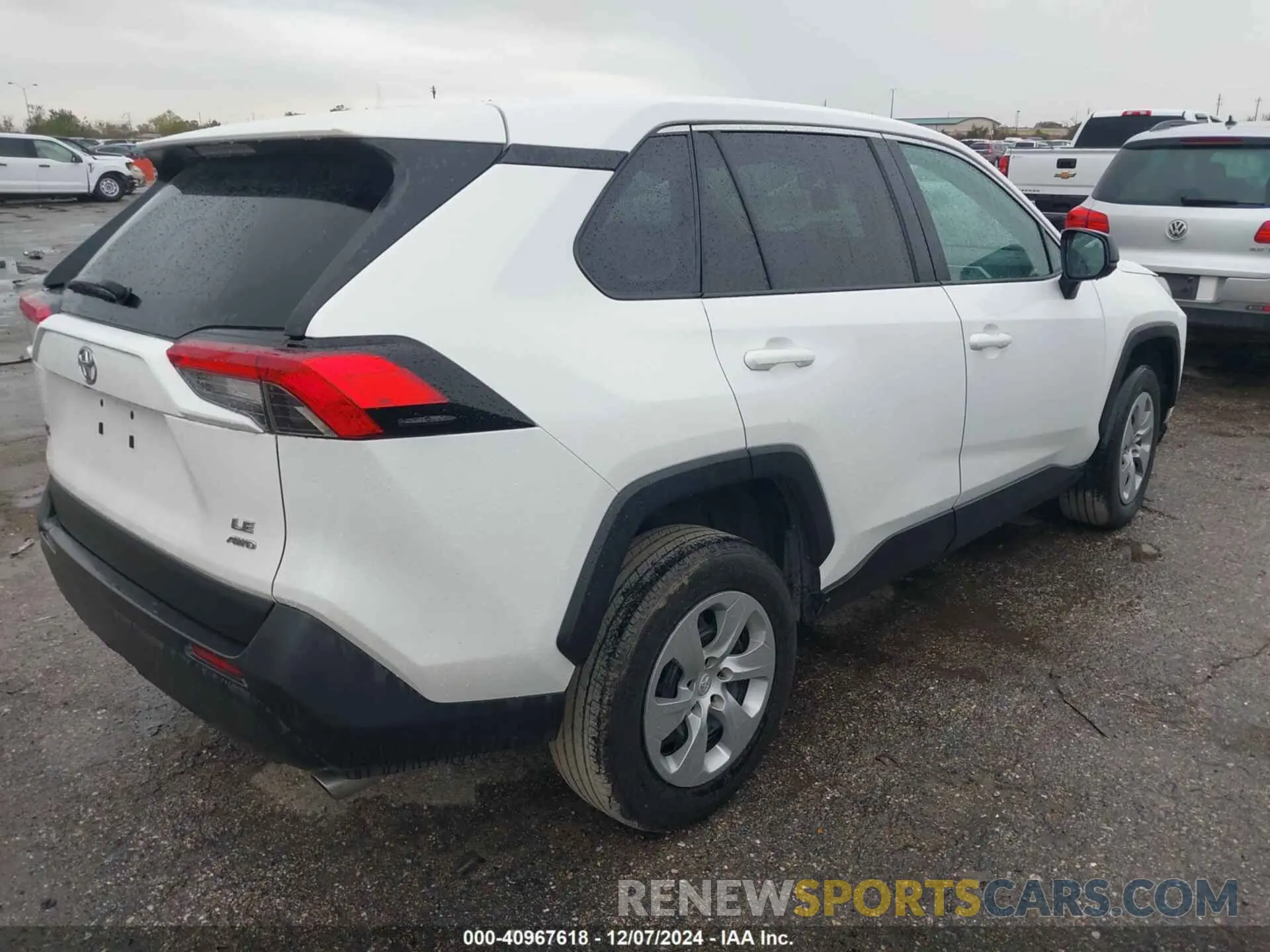 4 fotografías del automóvil dañado 2T3F1RFVXNW290734 TOYOTA RAV4 2022
