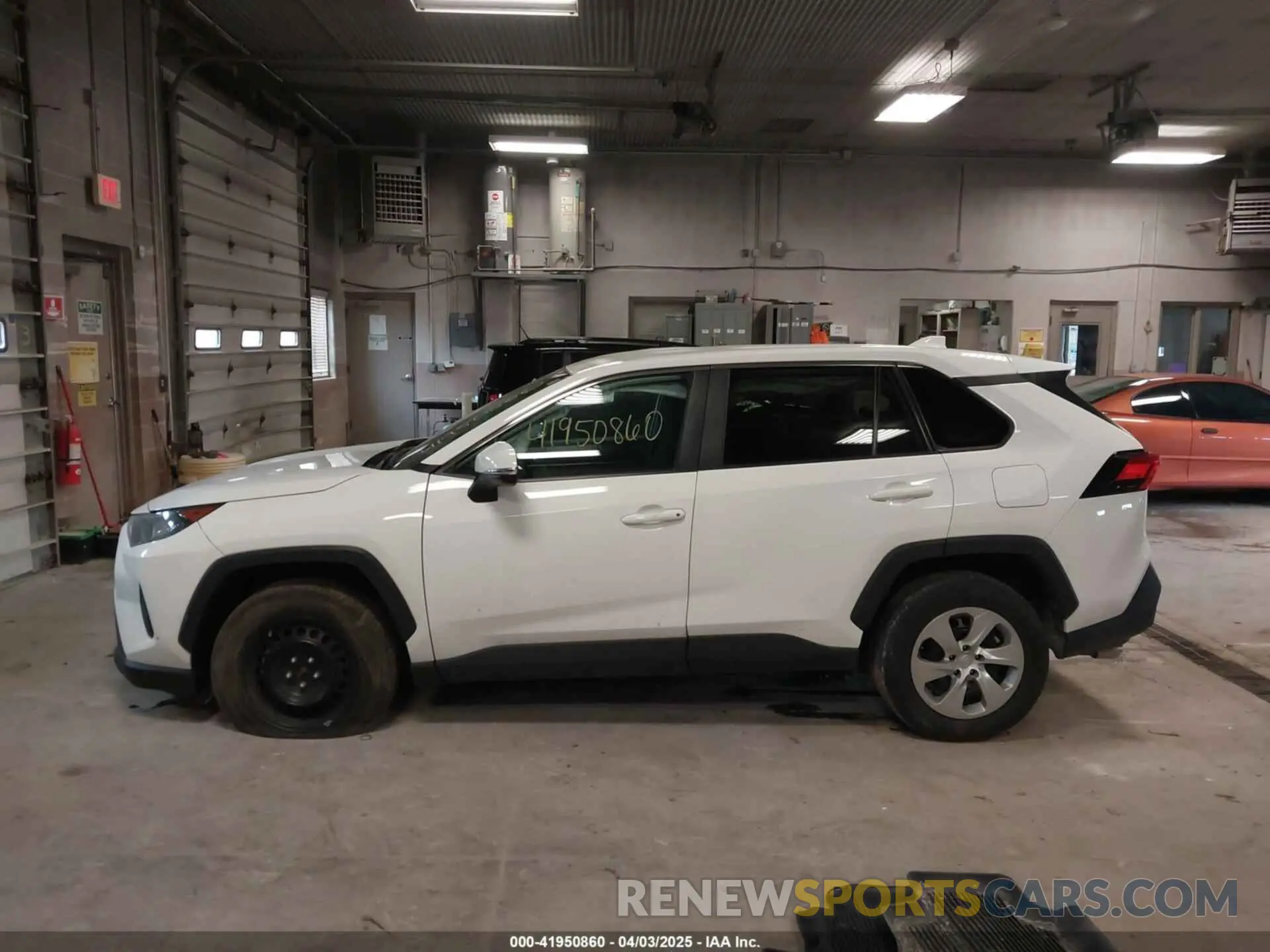 15 fotografías del automóvil dañado 2T3G1RFV4NC312202 TOYOTA RAV4 2022