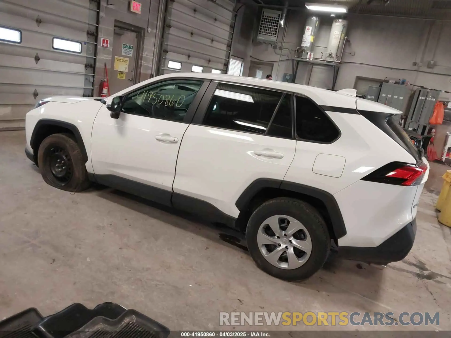 3 fotografías del automóvil dañado 2T3G1RFV4NC312202 TOYOTA RAV4 2022