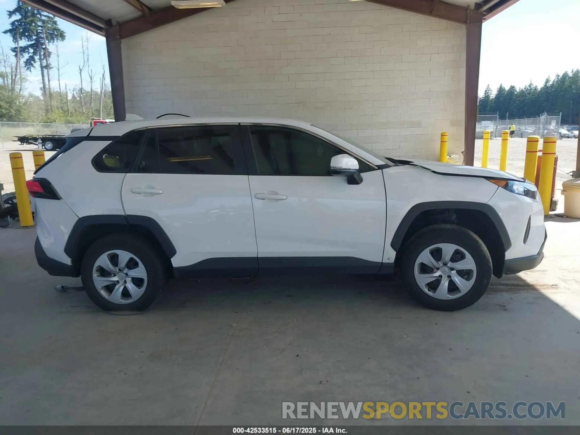 12 fotografías del automóvil dañado 2T3G1RFVXNW307309 TOYOTA RAV4 2022
