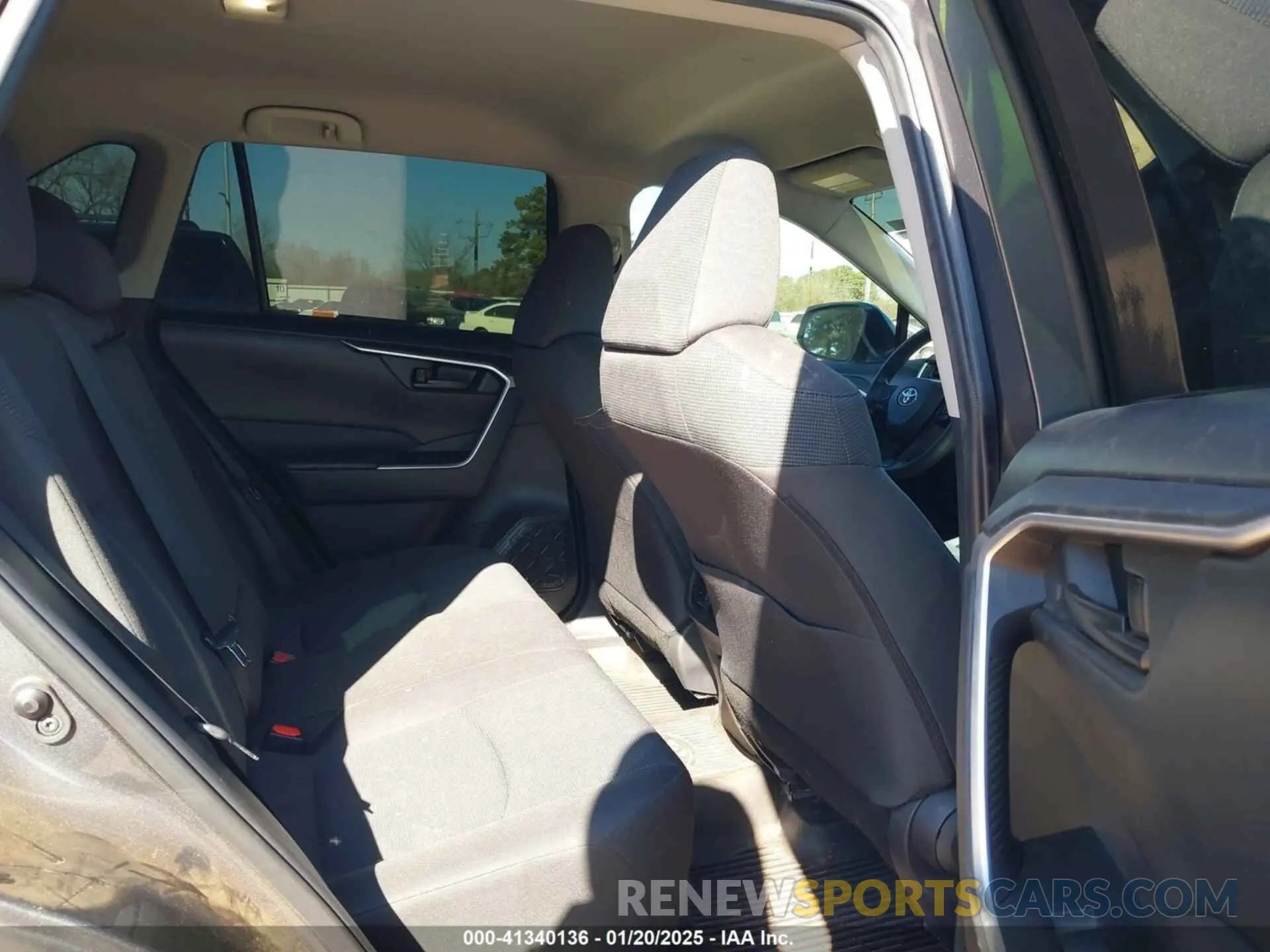 8 fotografías del automóvil dañado 2T3H1RFV0NW230079 TOYOTA RAV4 2022