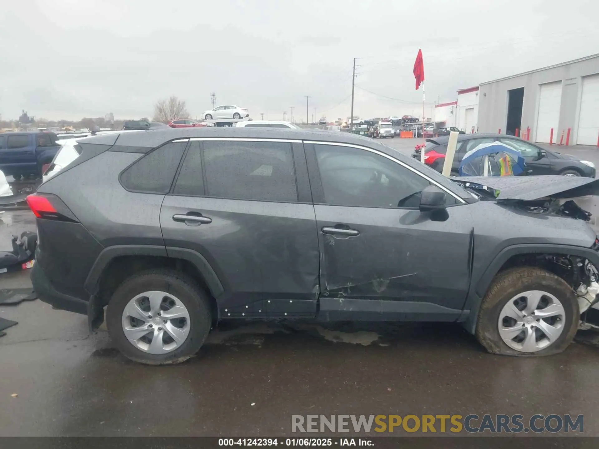 14 fotografías del automóvil dañado 2T3H1RFV0NW238070 TOYOTA RAV4 2022