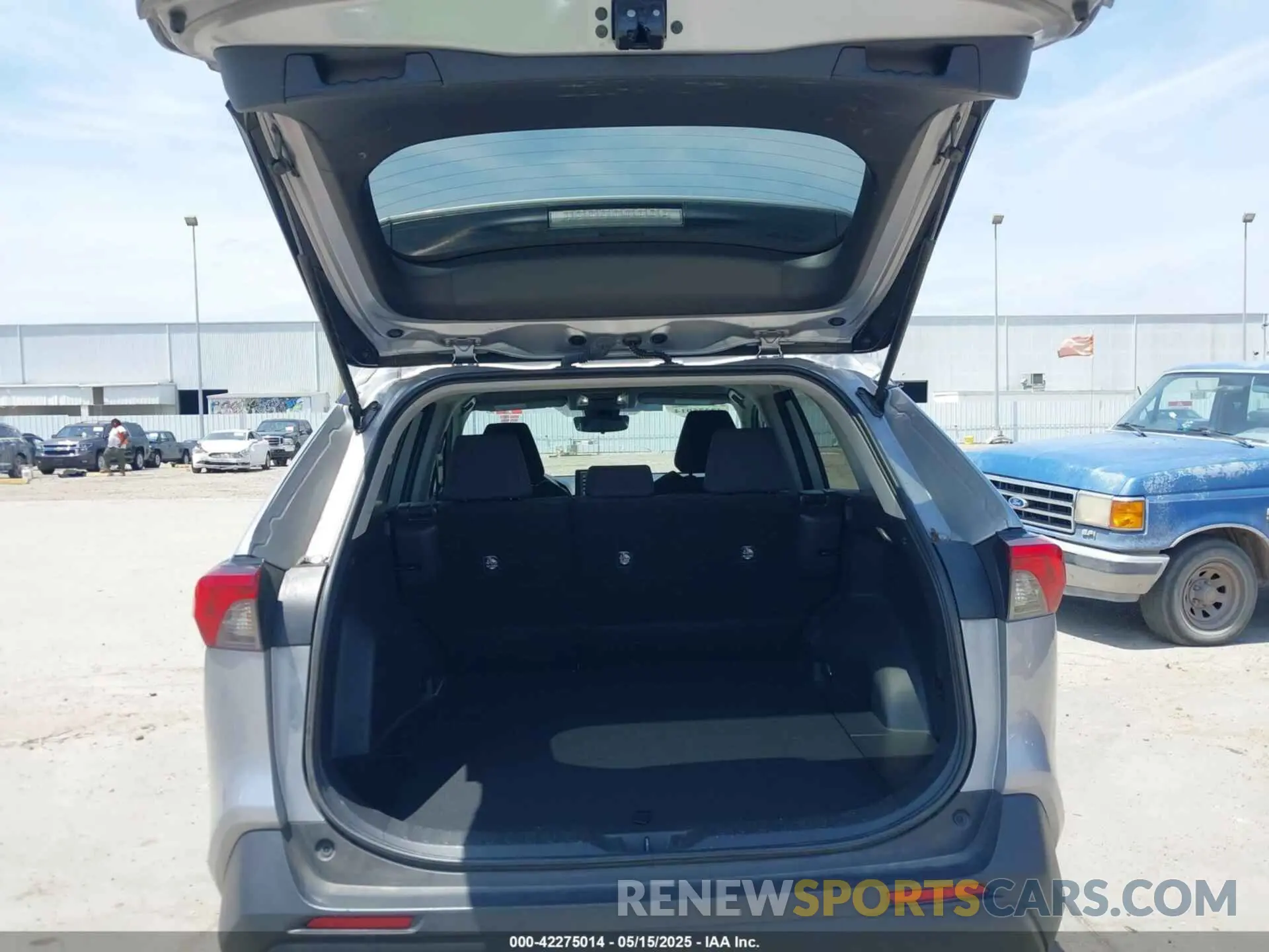 17 fotografías del automóvil dañado 2T3H1RFV2NC212569 TOYOTA RAV4 2022