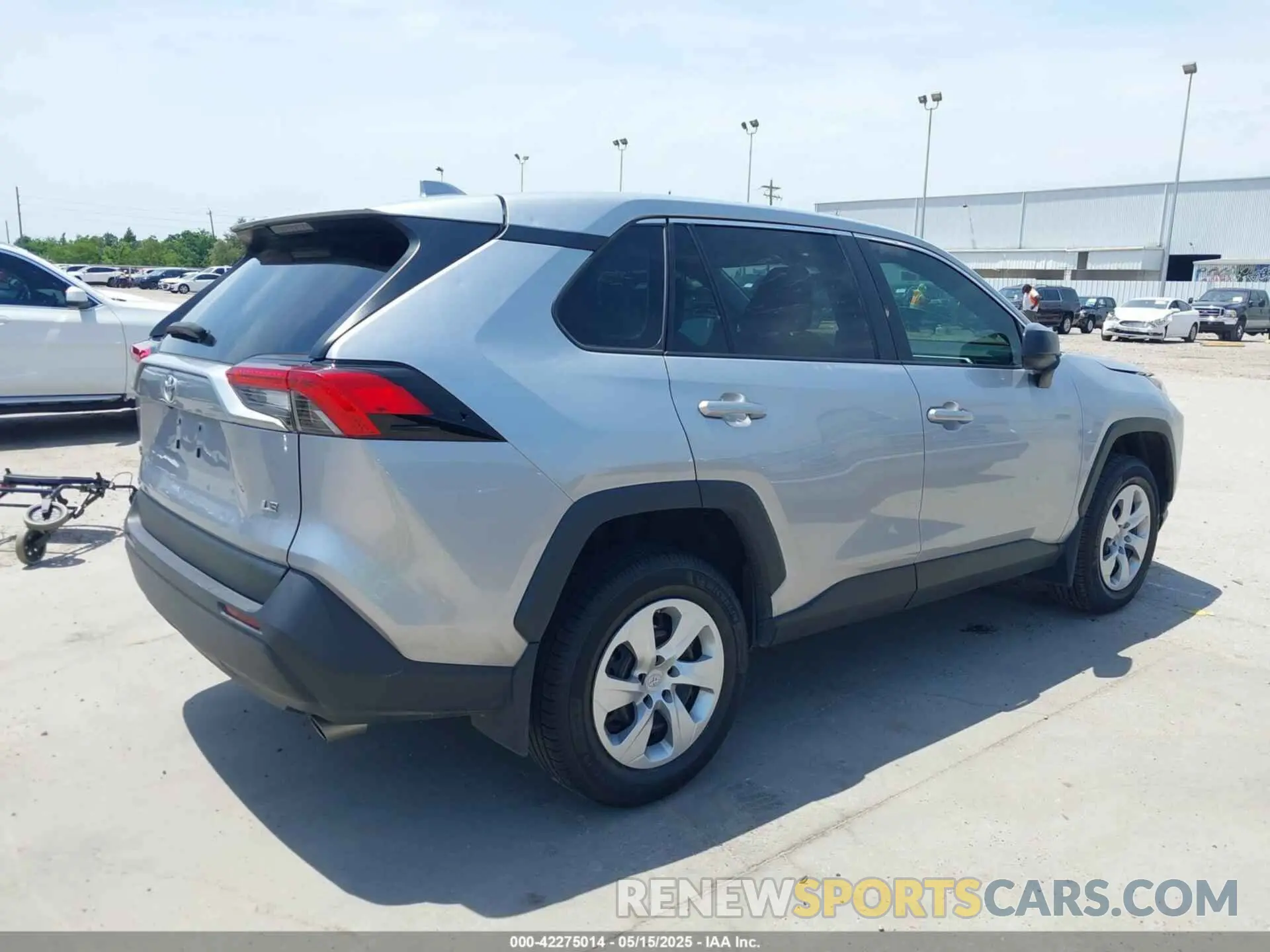 4 fotografías del automóvil dañado 2T3H1RFV2NC212569 TOYOTA RAV4 2022