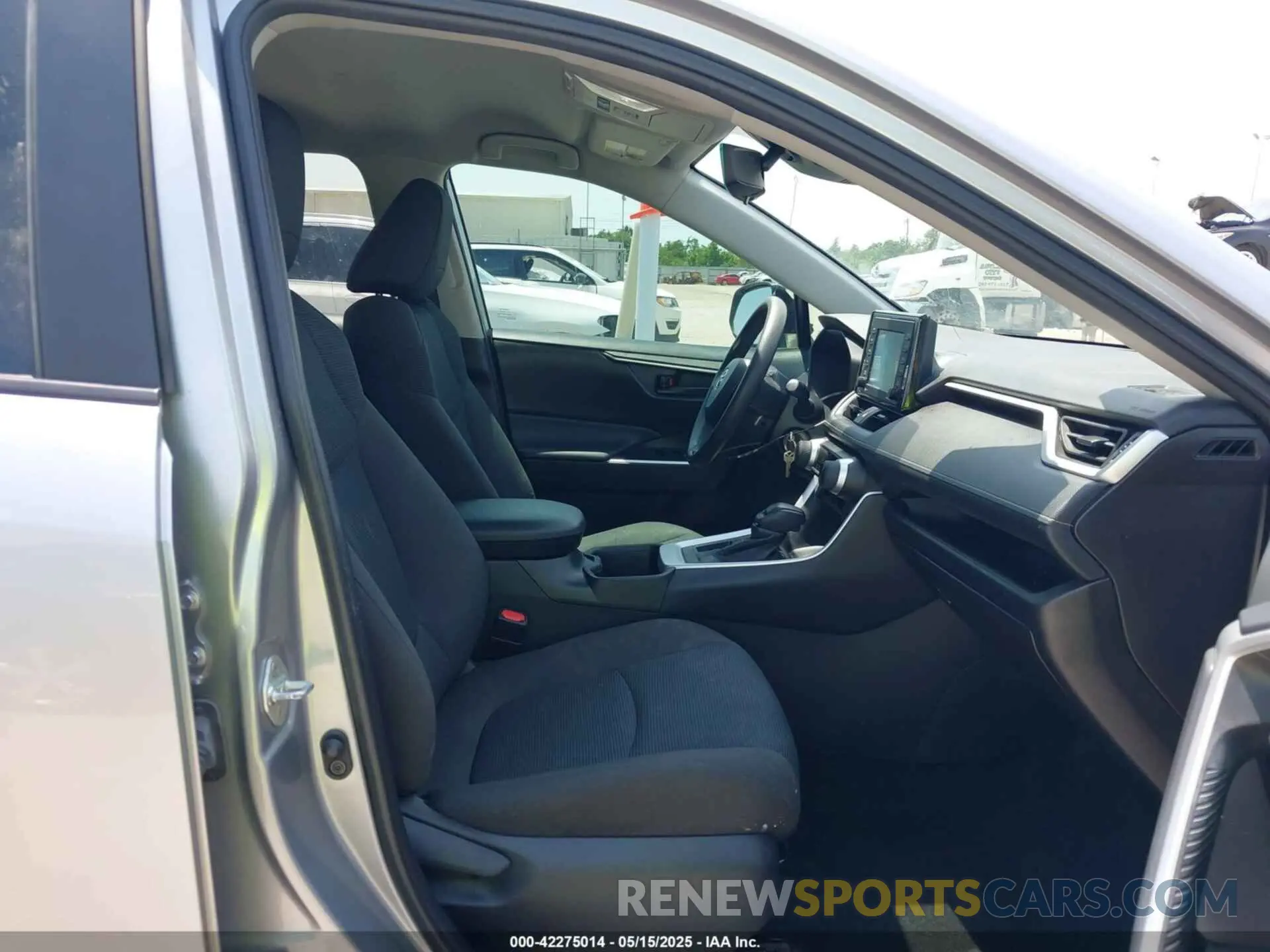 5 fotografías del automóvil dañado 2T3H1RFV2NC212569 TOYOTA RAV4 2022