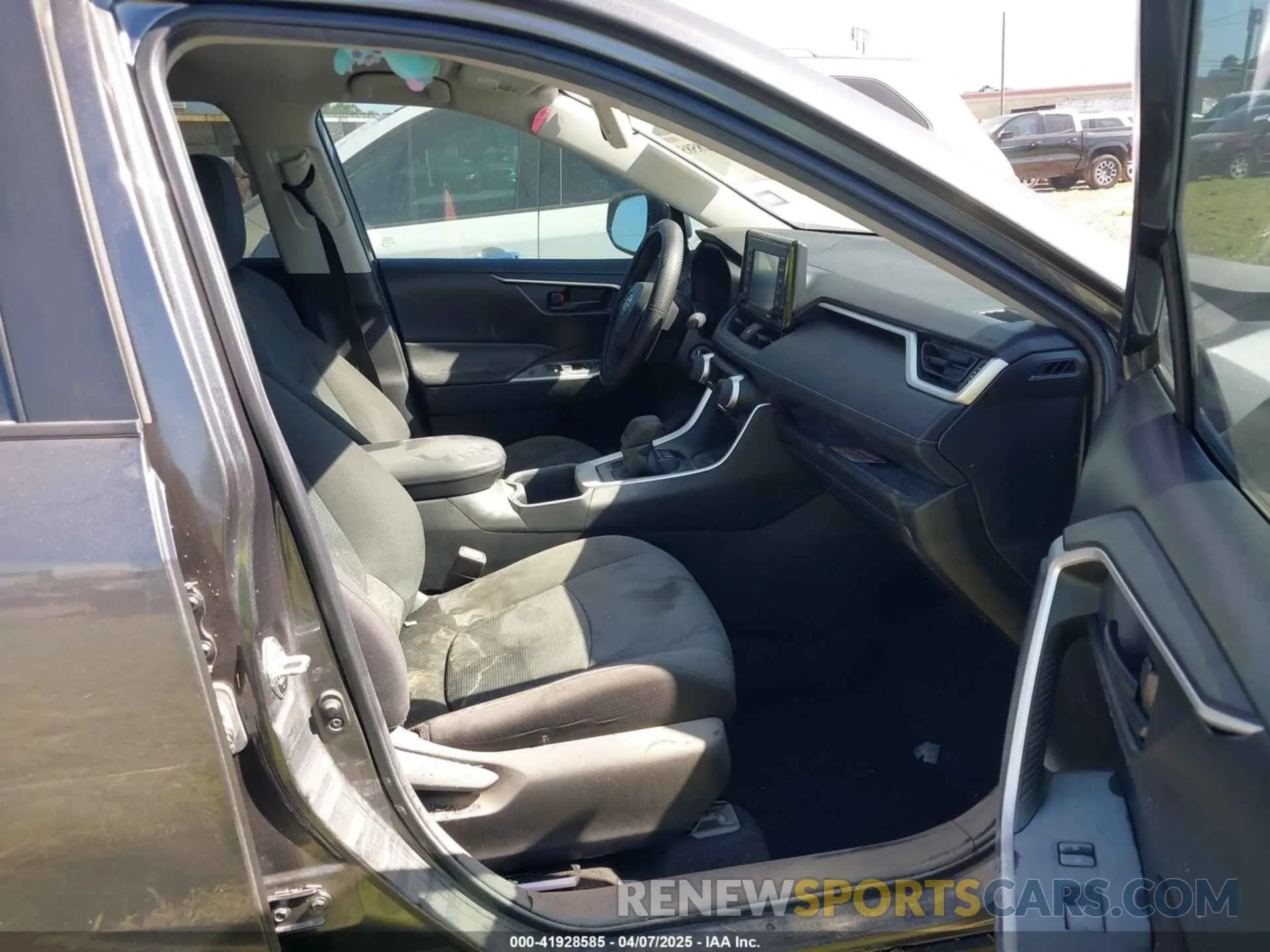 5 fotografías del automóvil dañado 2T3H1RFV3NC201287 TOYOTA RAV4 2022