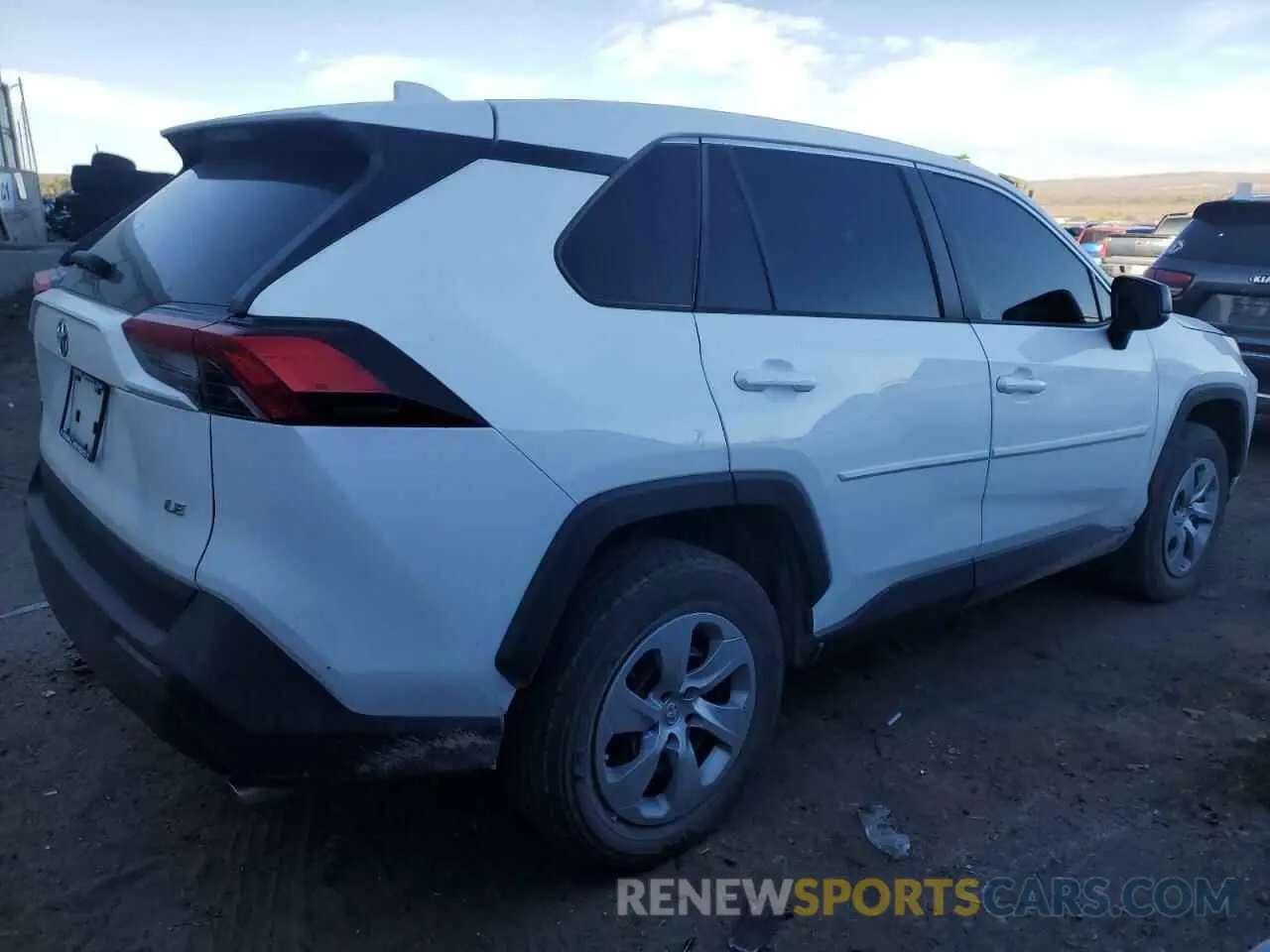 3 fotografías del automóvil dañado 2T3H1RFV3NW227483 TOYOTA RAV4 2022