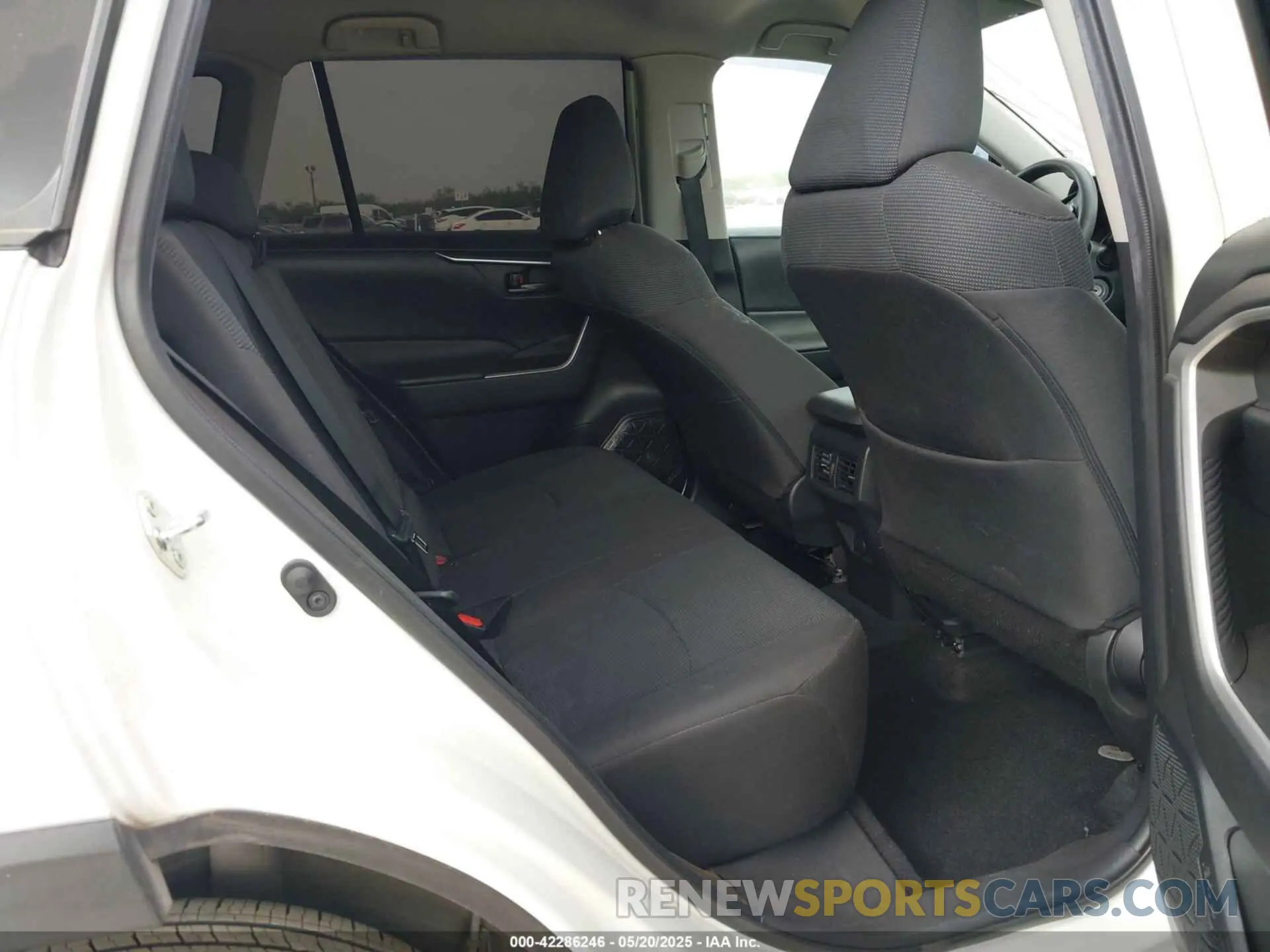 8 fotografías del automóvil dañado 2T3H1RFV7NC179312 TOYOTA RAV4 2022