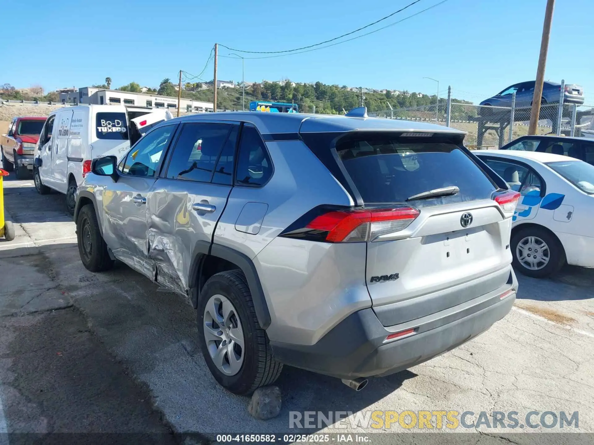 3 fotografías del automóvil dañado 2T3H1RFV8NW194366 TOYOTA RAV4 2022