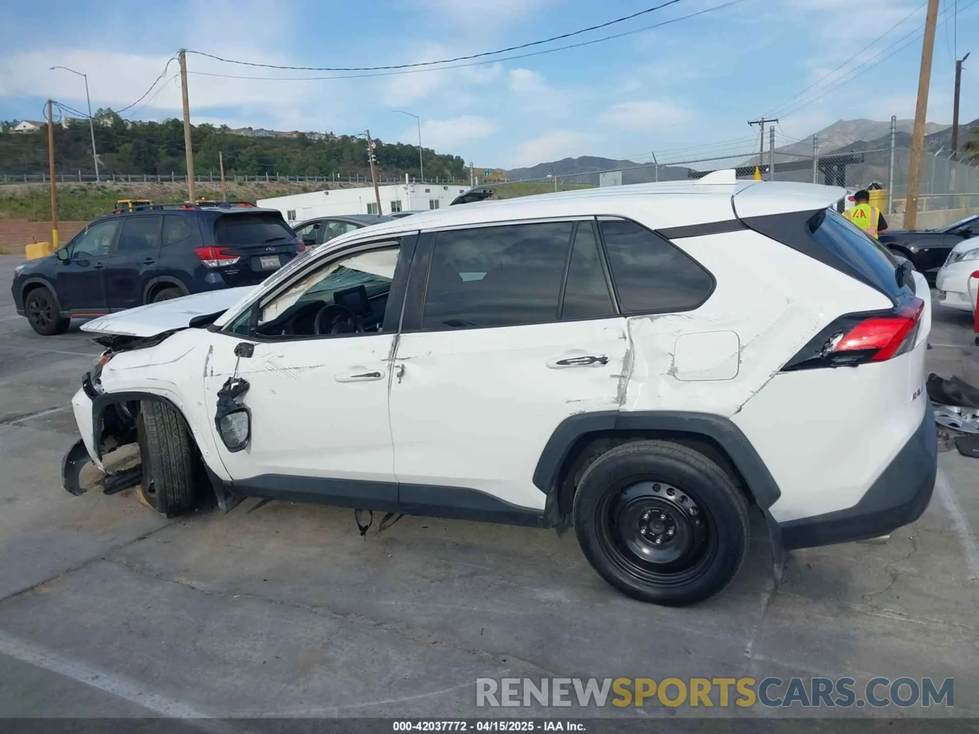 14 fotografías del automóvil dañado 2T3K1RFV3NC188126 TOYOTA RAV4 2022