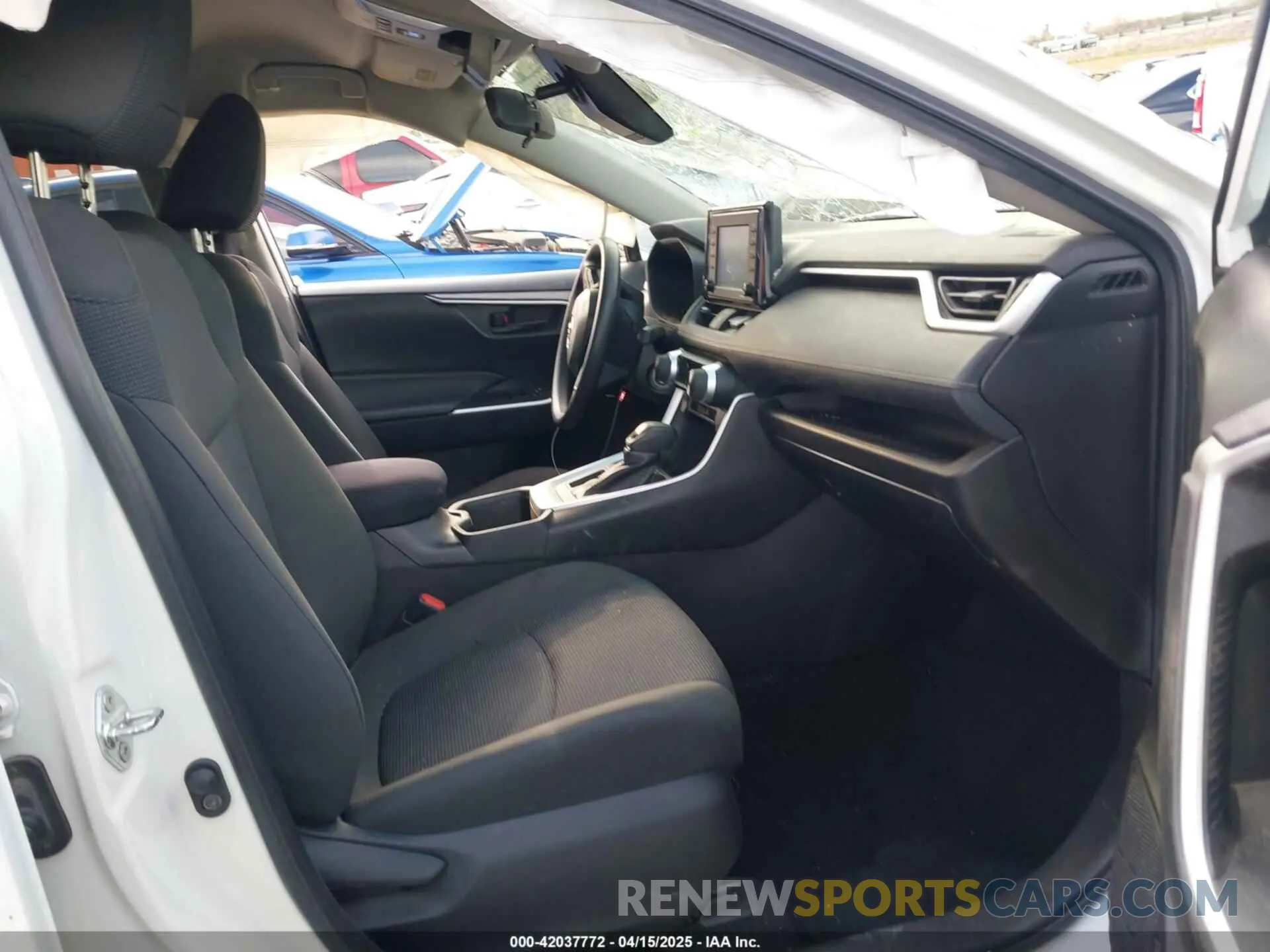 5 fotografías del automóvil dañado 2T3K1RFV3NC188126 TOYOTA RAV4 2022