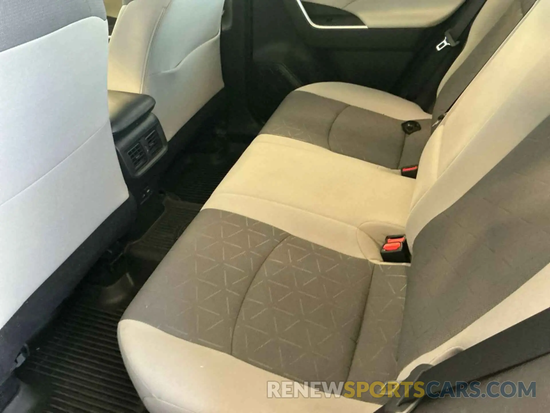 13 fotografías del automóvil dañado 2T3P1RFV0NC281871 TOYOTA RAV4 2022