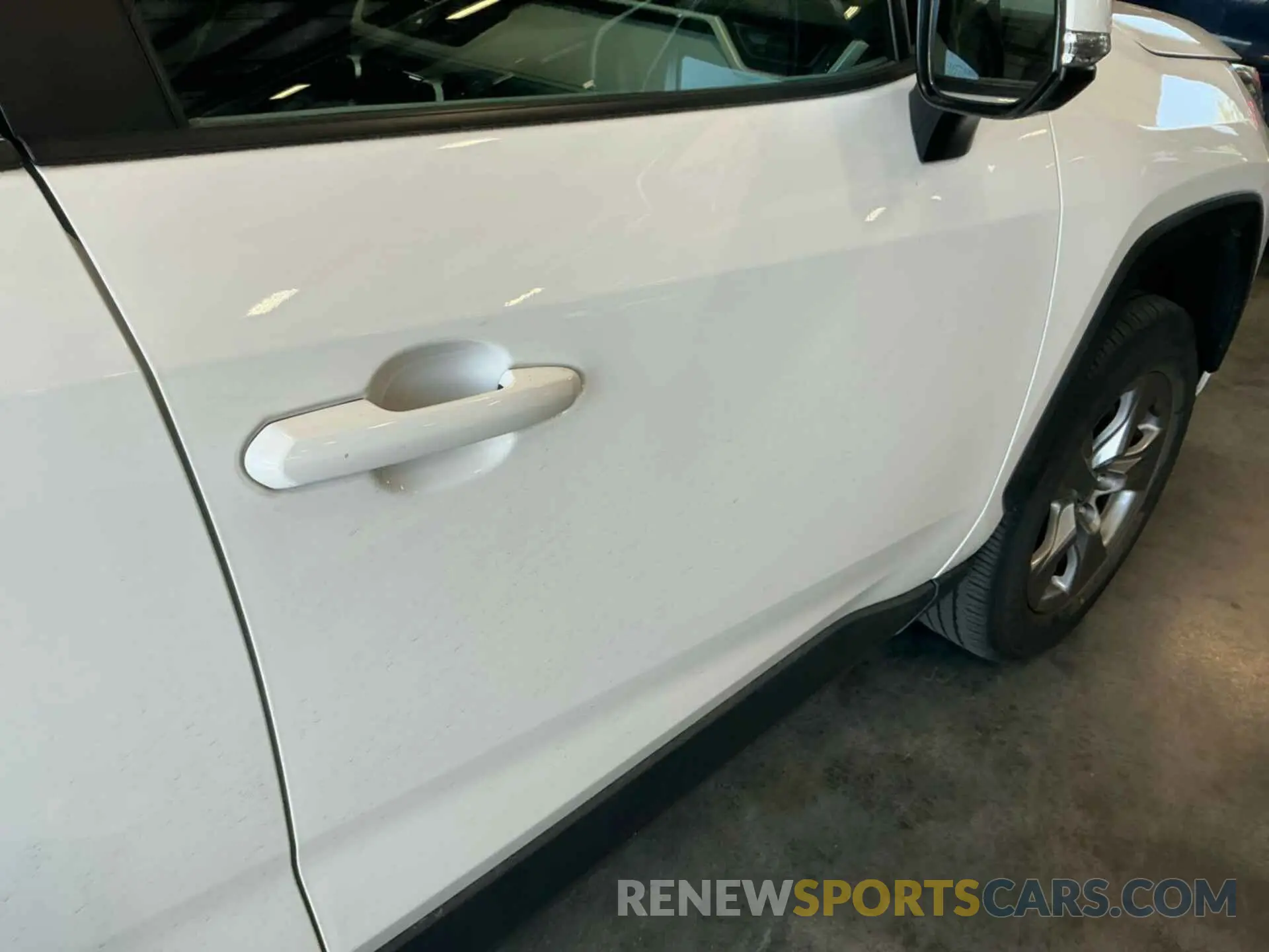 17 fotografías del automóvil dañado 2T3P1RFV0NC281871 TOYOTA RAV4 2022